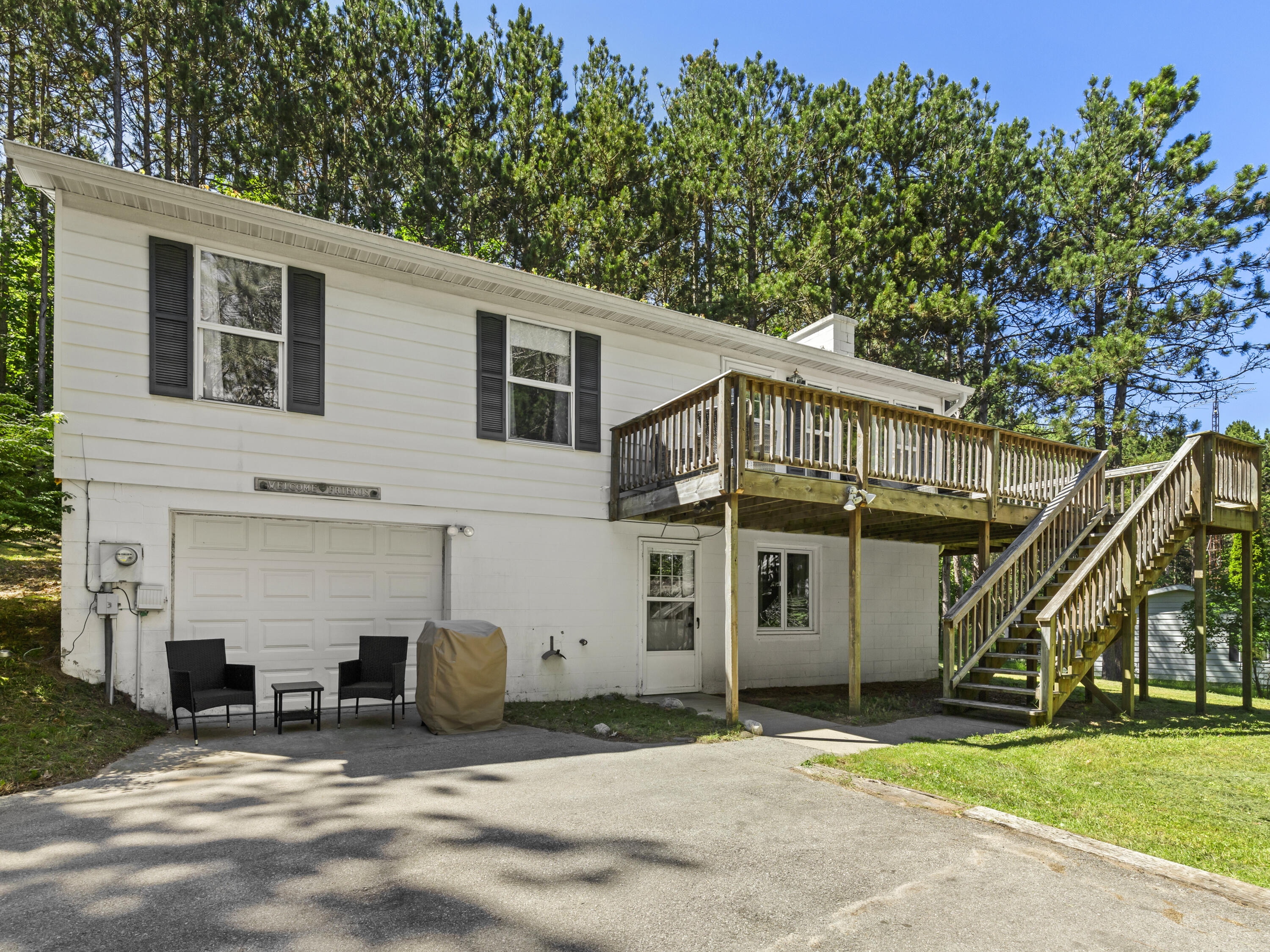 1122 Pilgrim Highway Property Photo