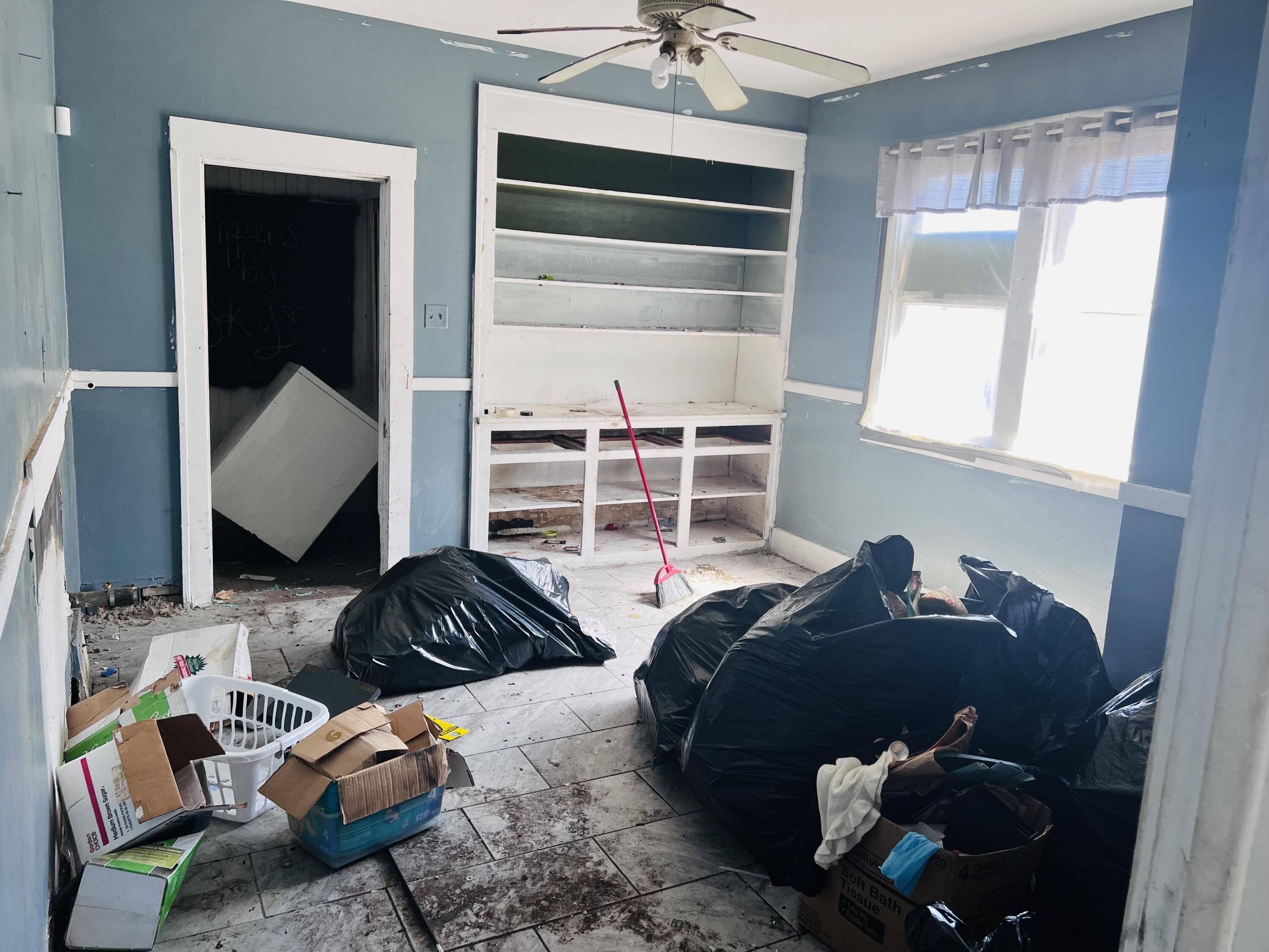 18040 St Louis Avenue Property Photo 15