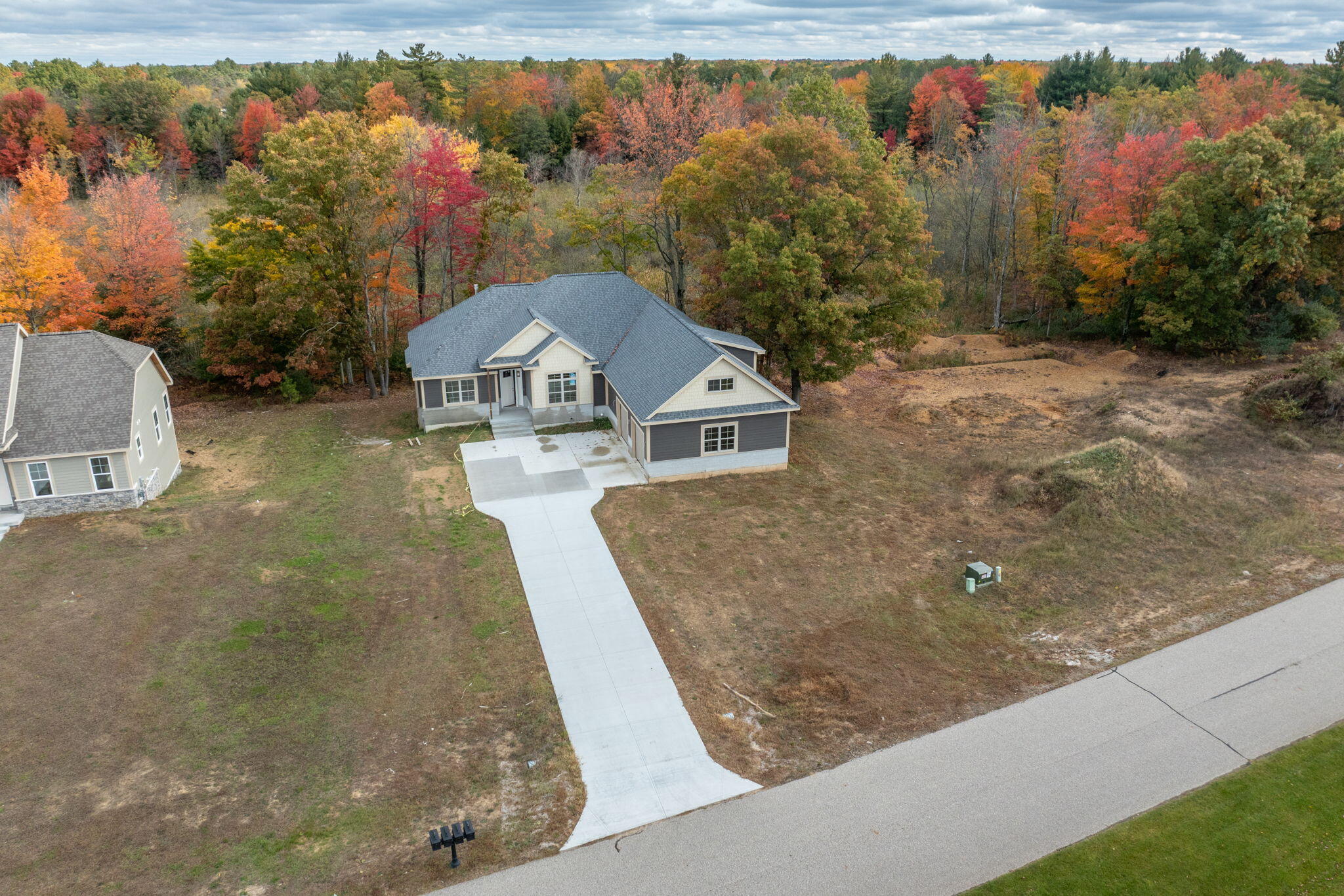 11280 Killarney Property Photo 6