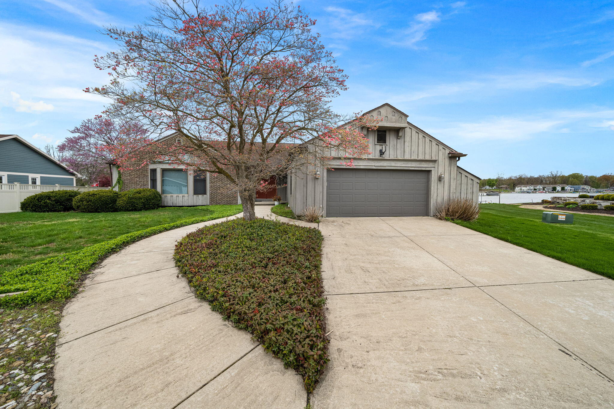 68900 Island Drive Property Photo 1