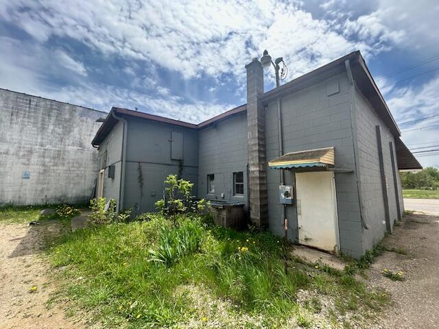 1396 W Michigan Avenue Property Photo 17