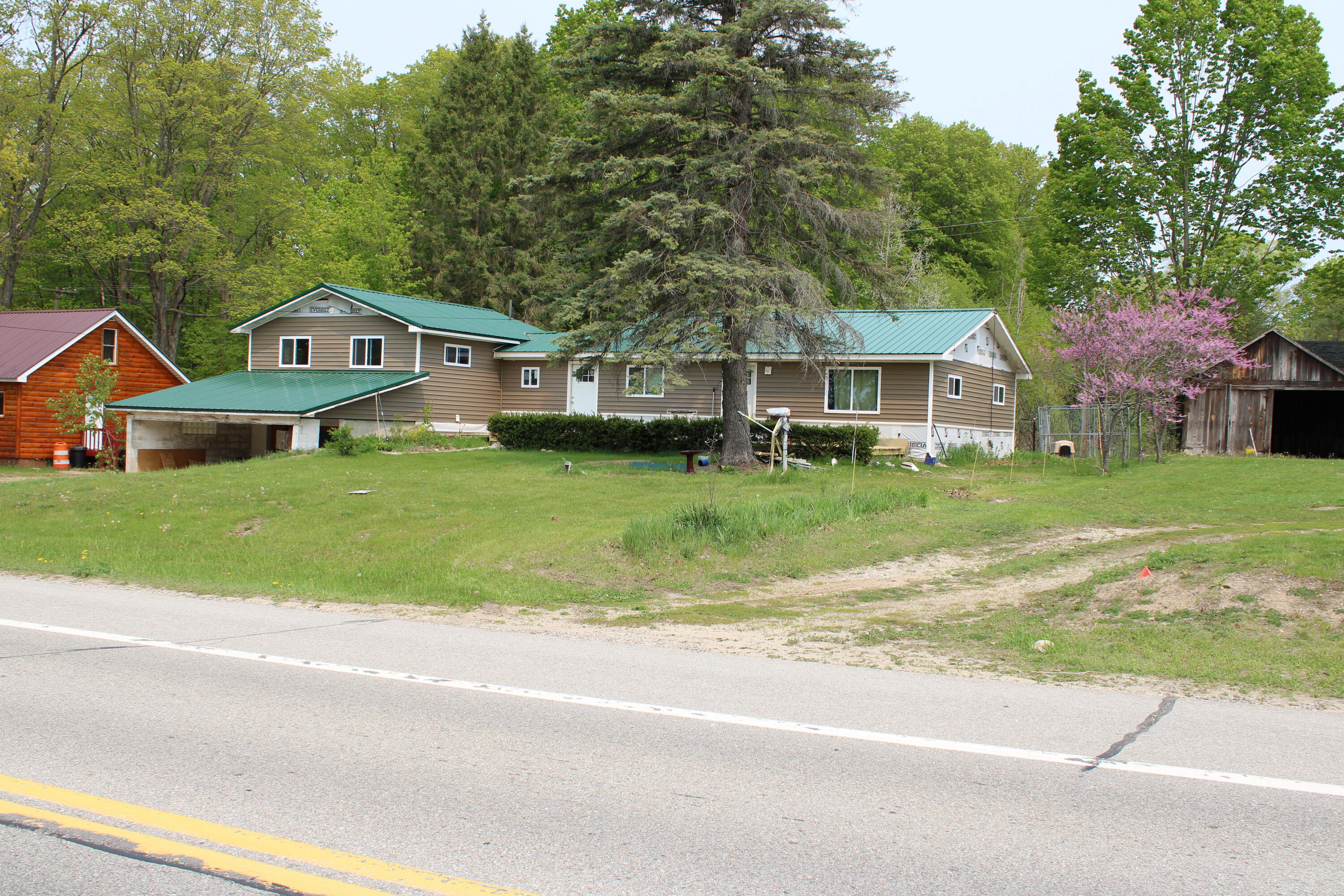 2117 E Miller Road Property Photo