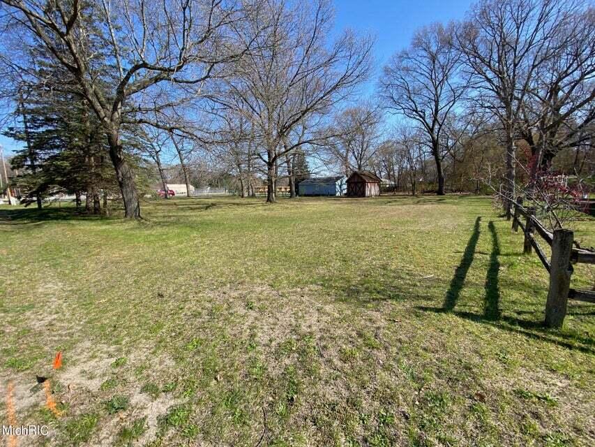 787 Giles Road Property Photo 1