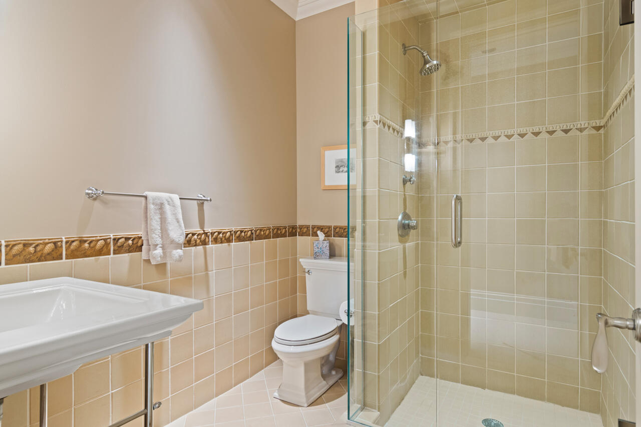 7545 Oyster Bay Drive, 4 Property Photo 47