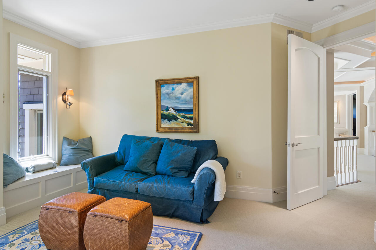 7545 Oyster Bay Drive, 4 Property Photo 61