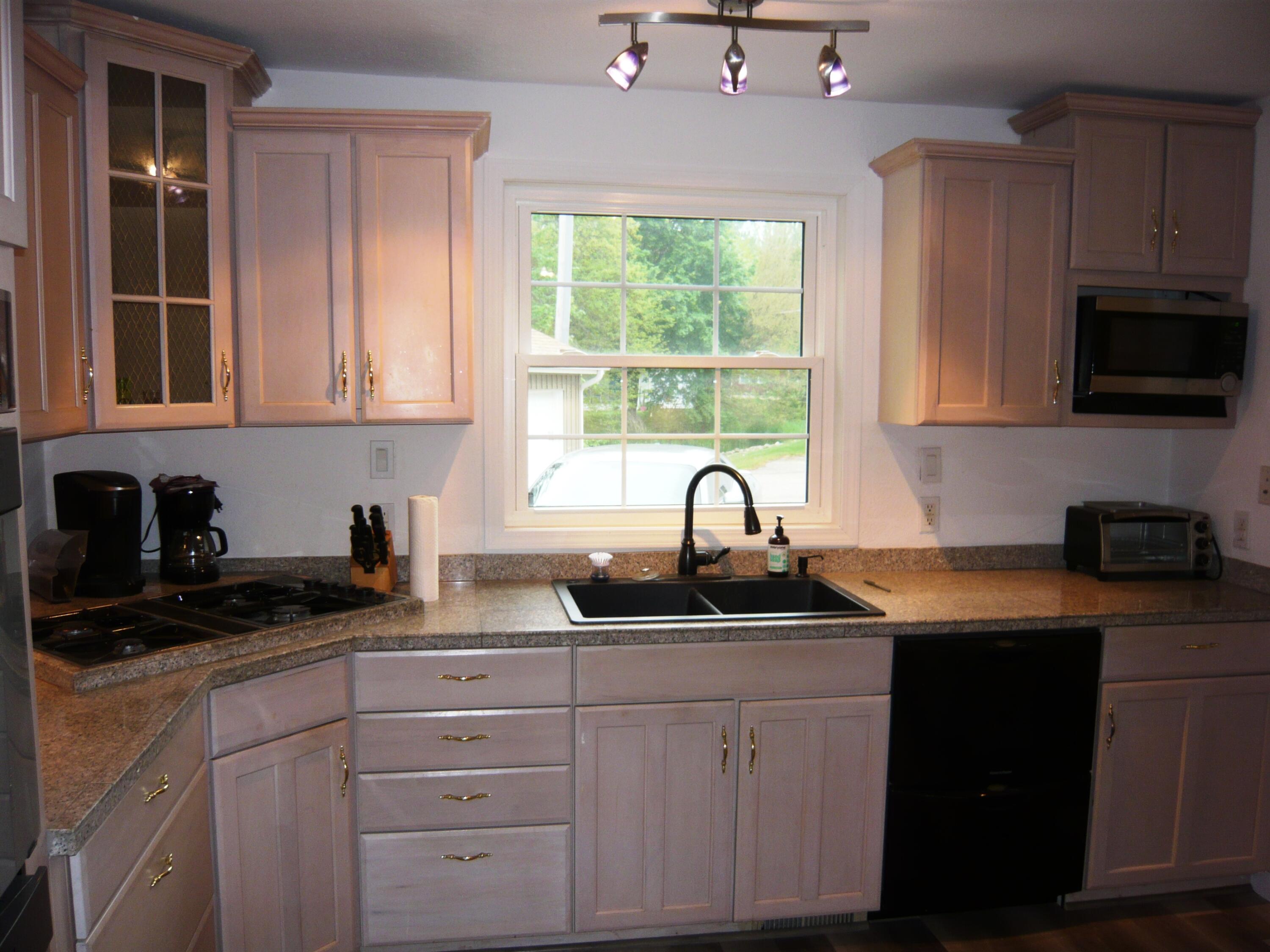 216 Sandalwood Drive Property Photo 14