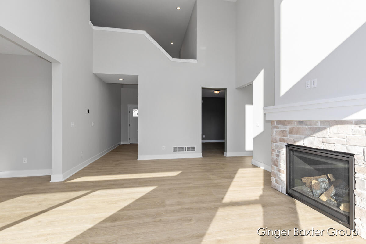 11454 Shoreline Drive, 109 Property Photo 6