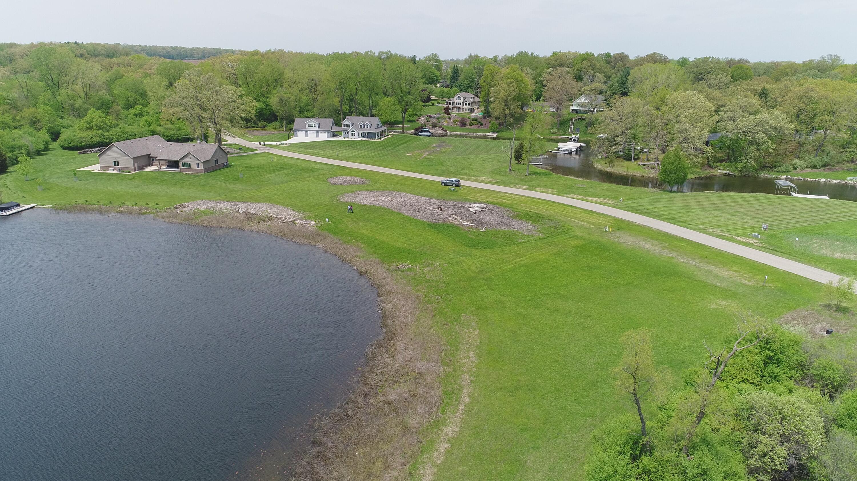 Farwell Lake Estates Real Estate Listings Main Image