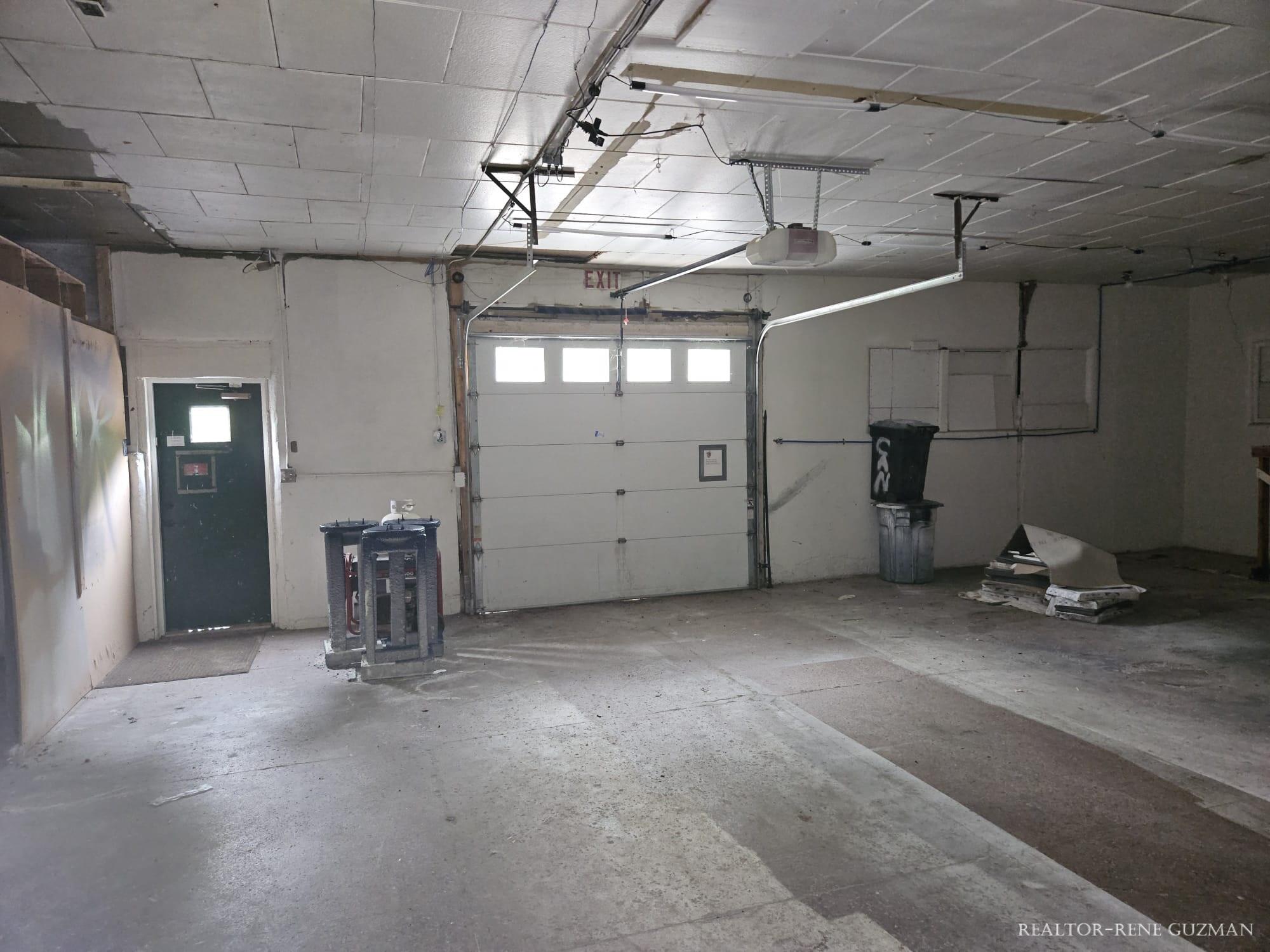 750 Capital Avenue Ne Property Photo 13