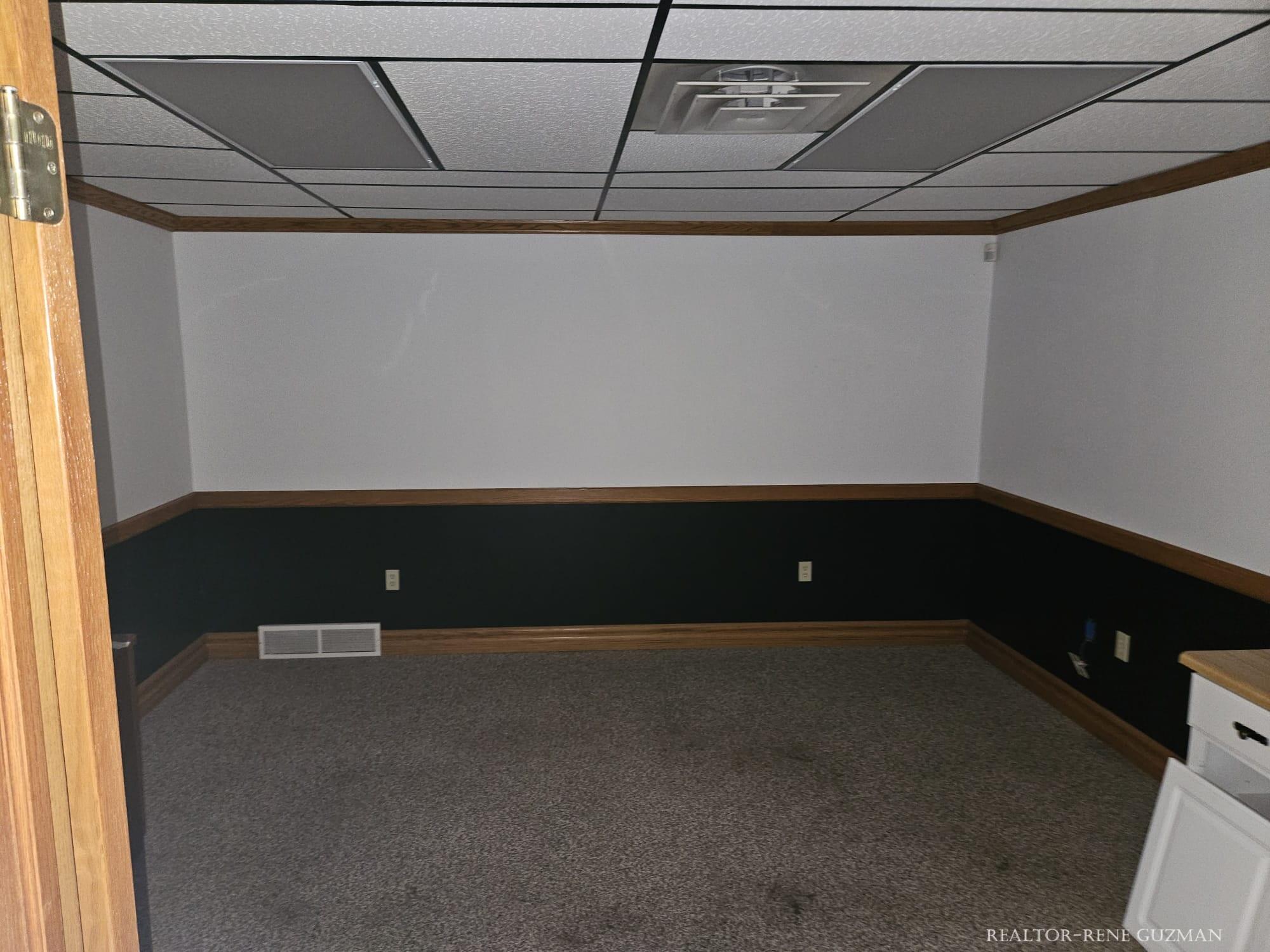 750 Capital Avenue Ne Property Photo 19