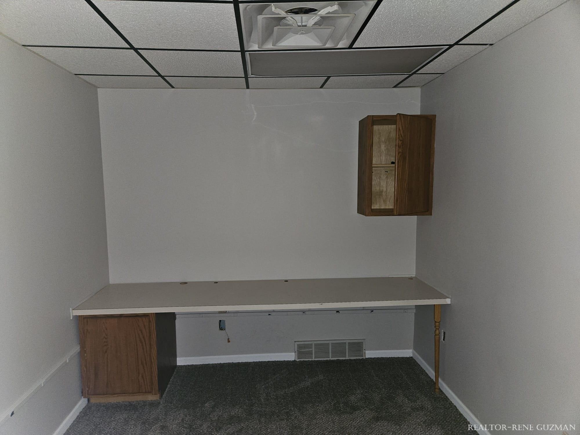 750 Capital Avenue Ne Property Photo 23