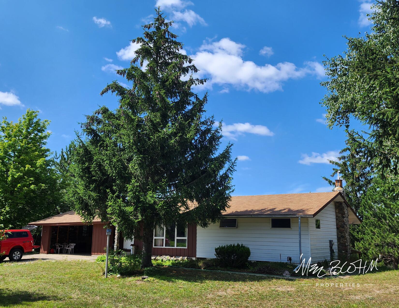 530 Five Lakes Road Property Photo