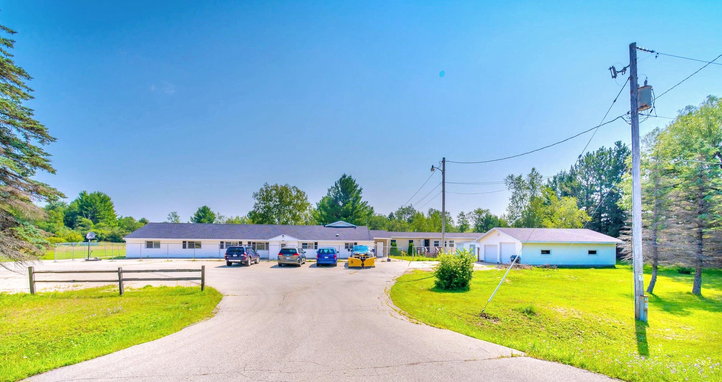 9284 M-35 Property Photo
