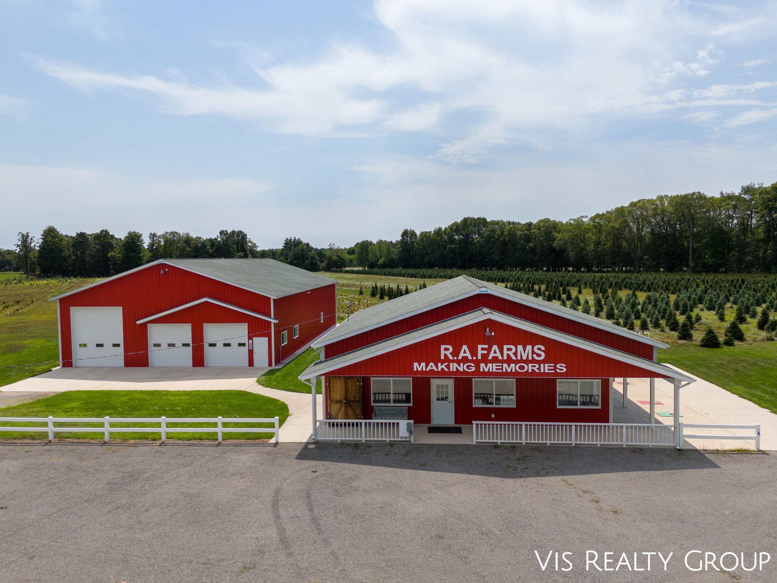 17555 120th Avenue Property Photo