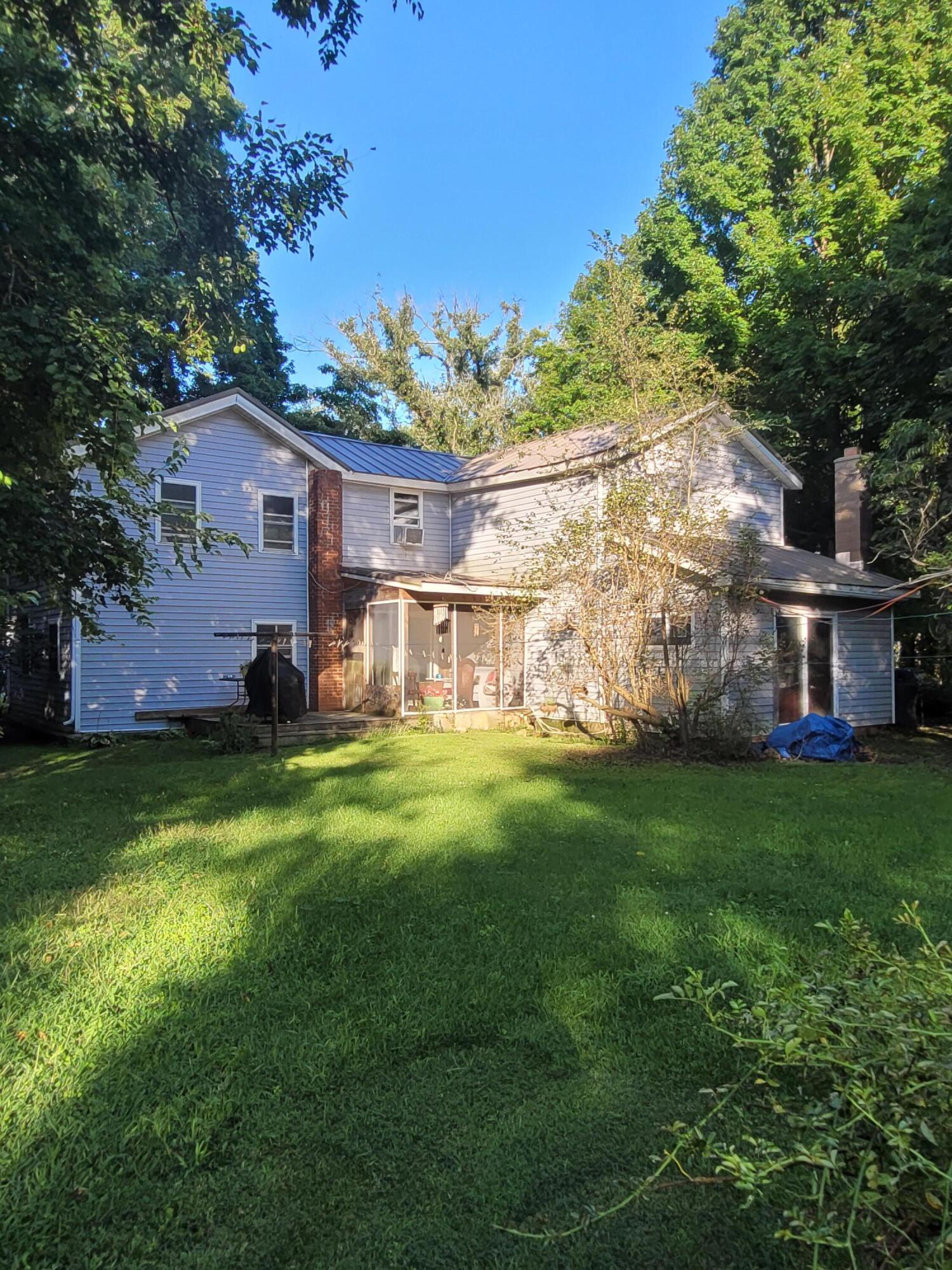 3290 Albion Road Property Photo