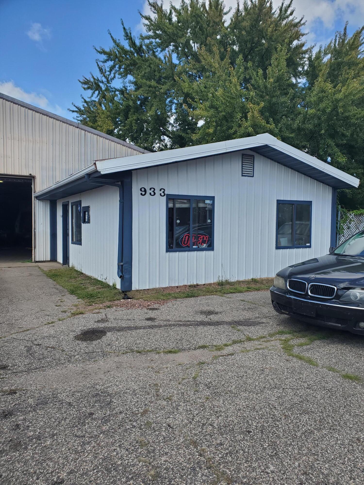 934 Second Street Property Photo 1