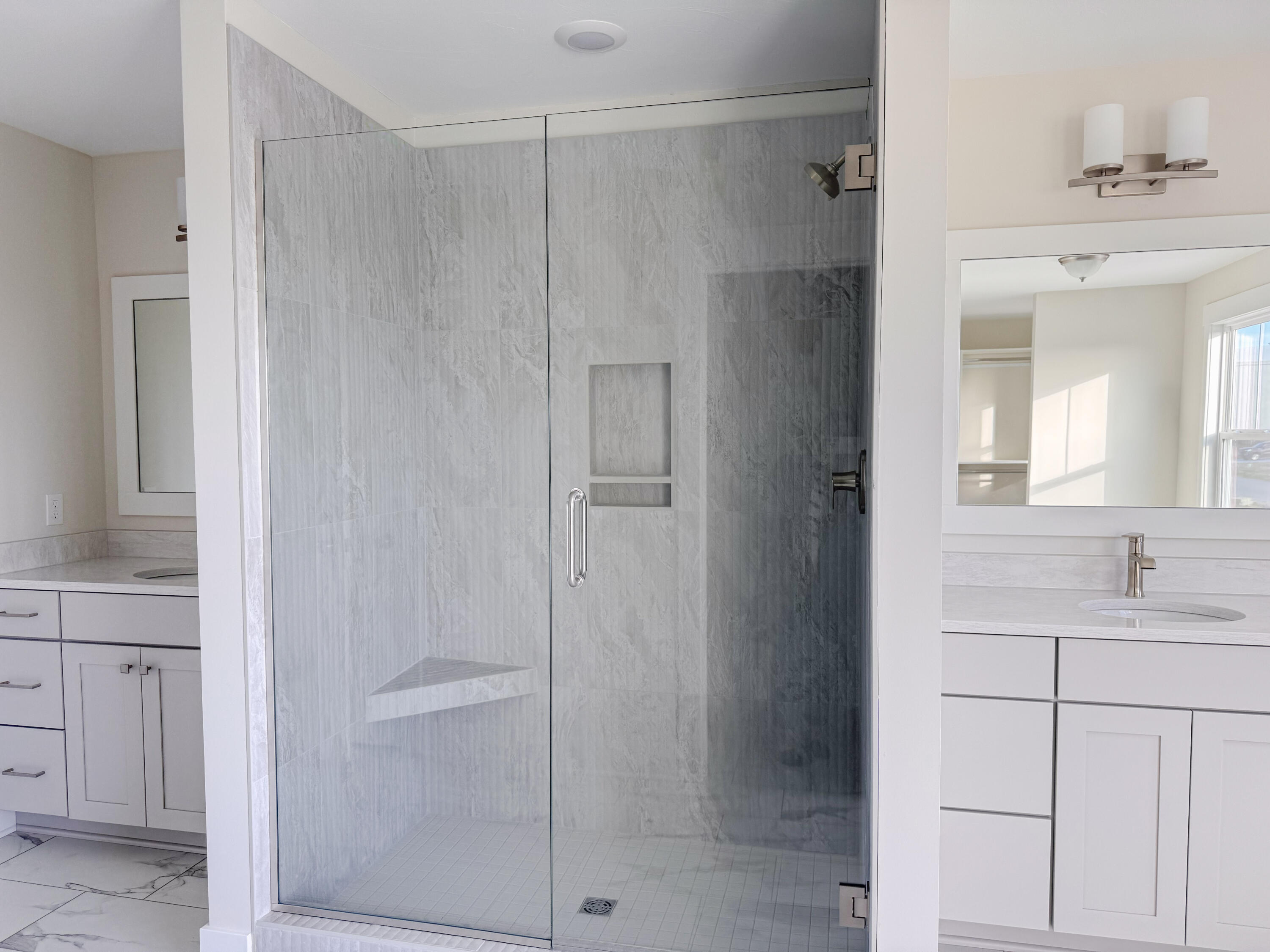 8254 Eagle Peak Drive Property Photo 27