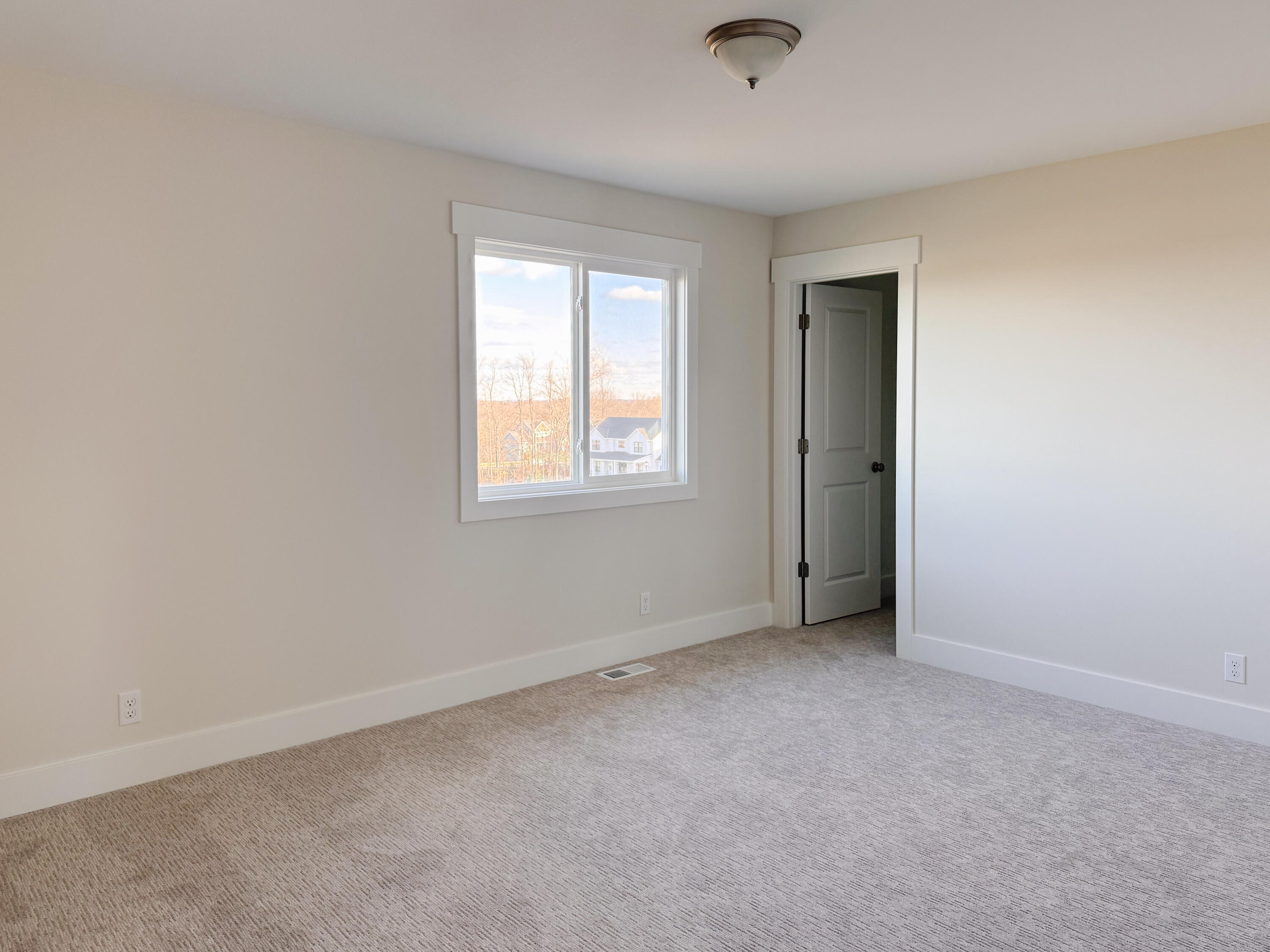 8254 Eagle Peak Drive Property Photo 32