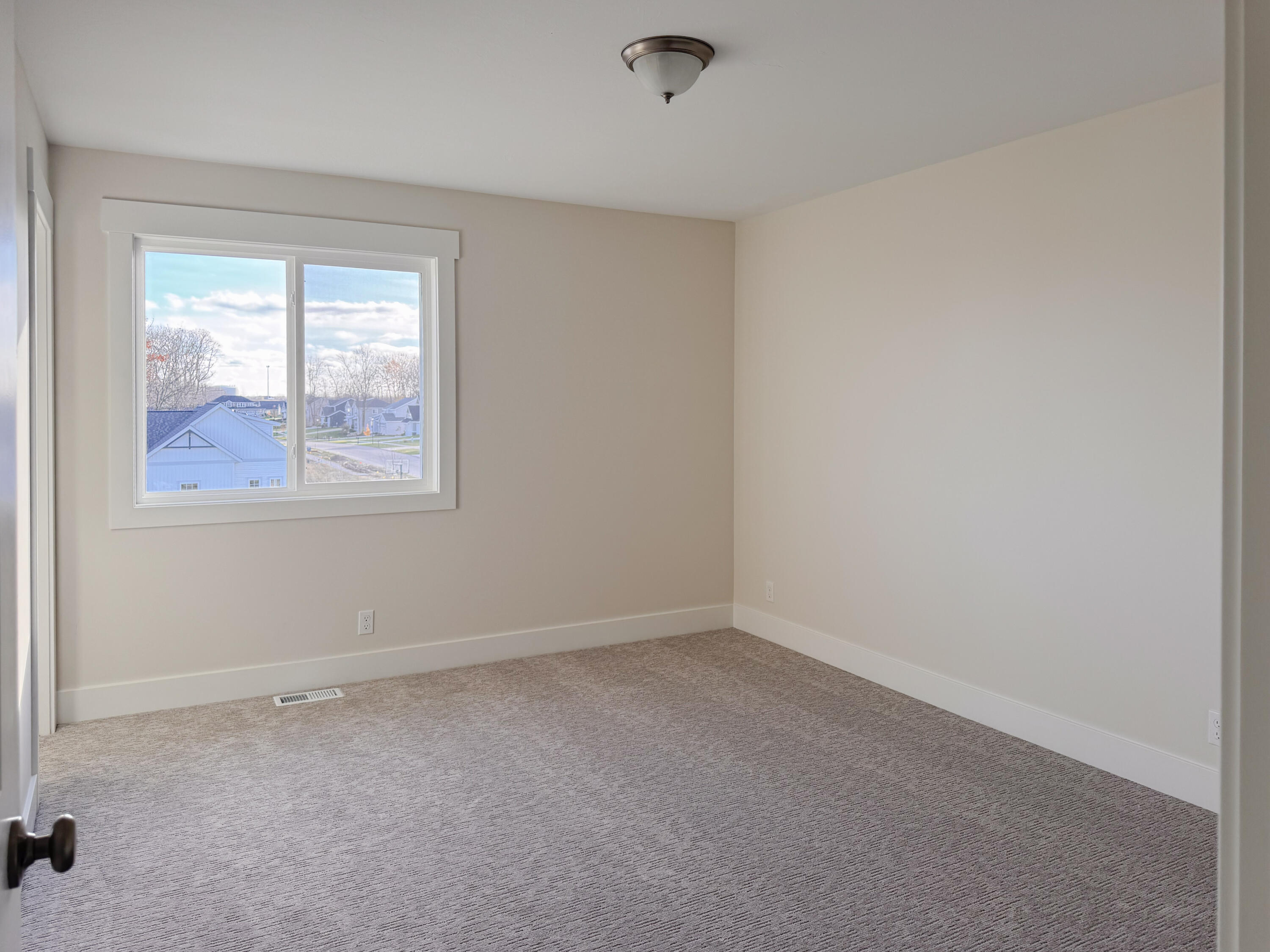 8254 Eagle Peak Drive Property Photo 33