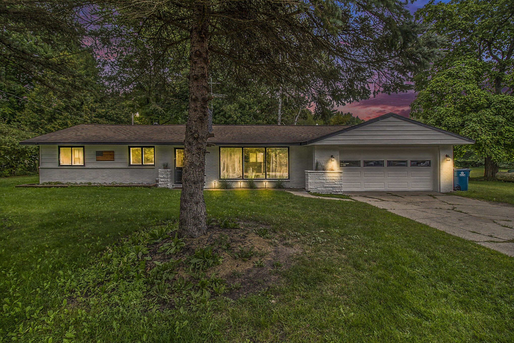 1722 N Benson Road Property Photo