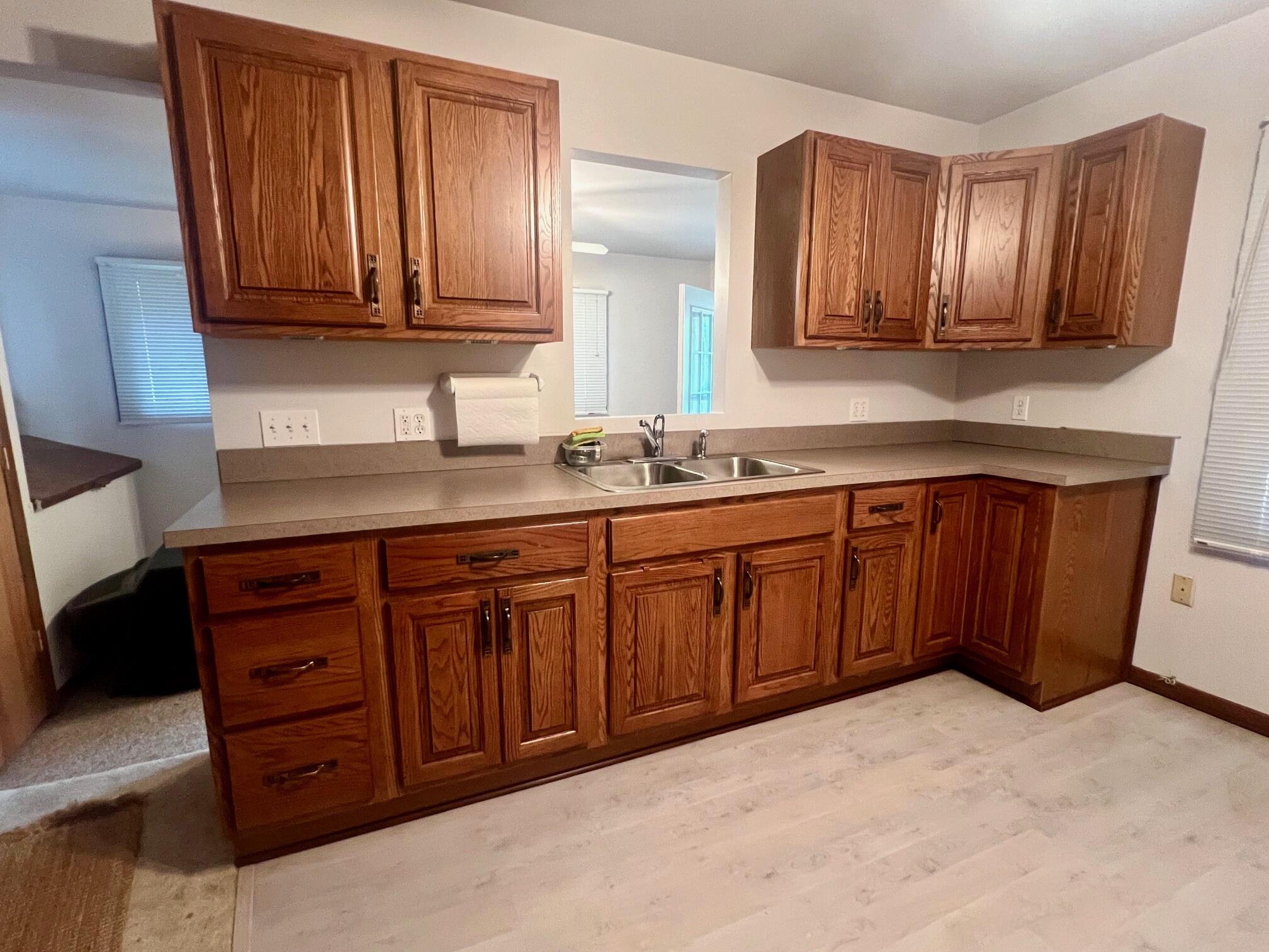 5576 S Whalen Lake Road Property Photo 6