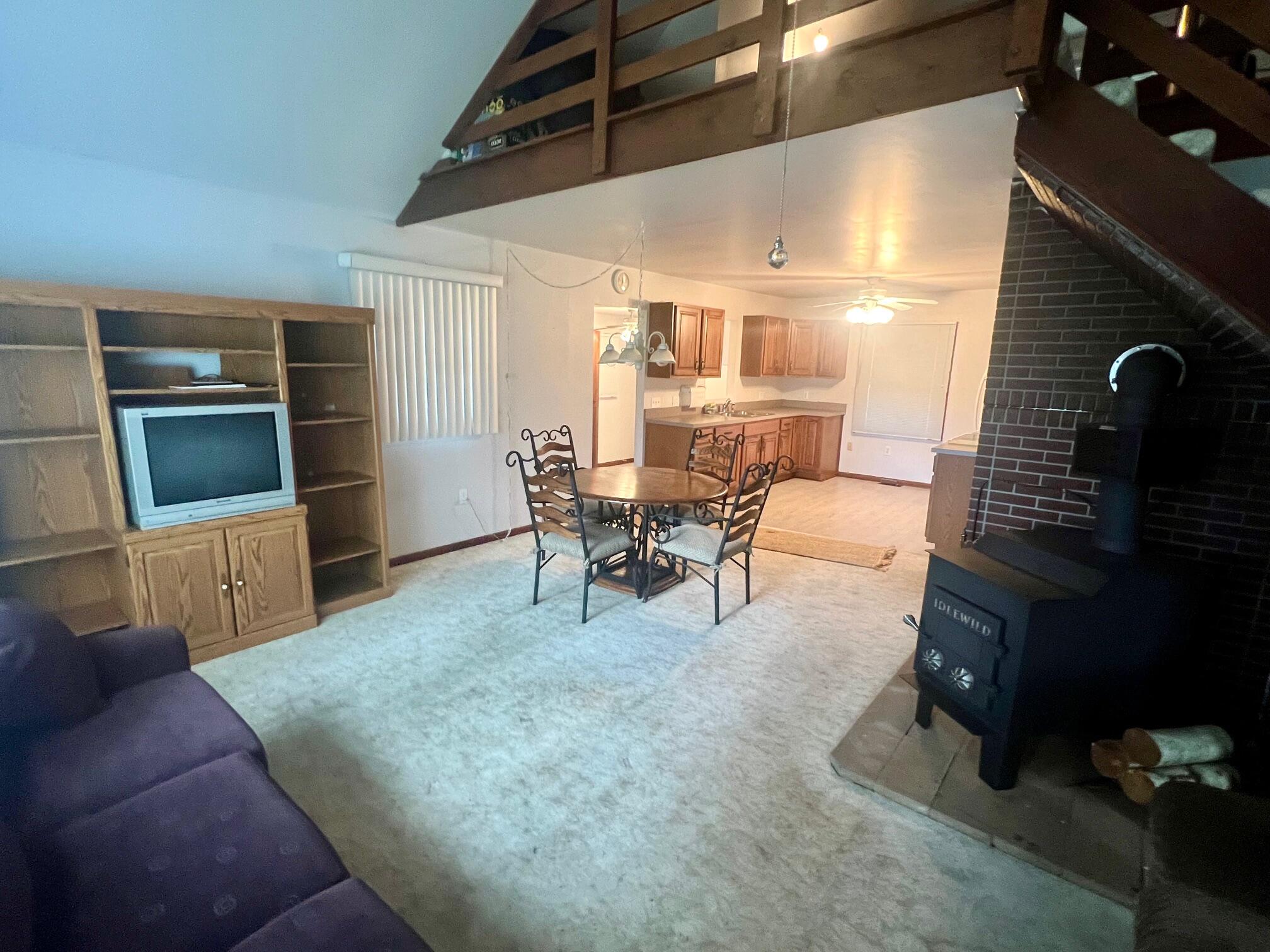 5576 S Whalen Lake Road Property Photo 12