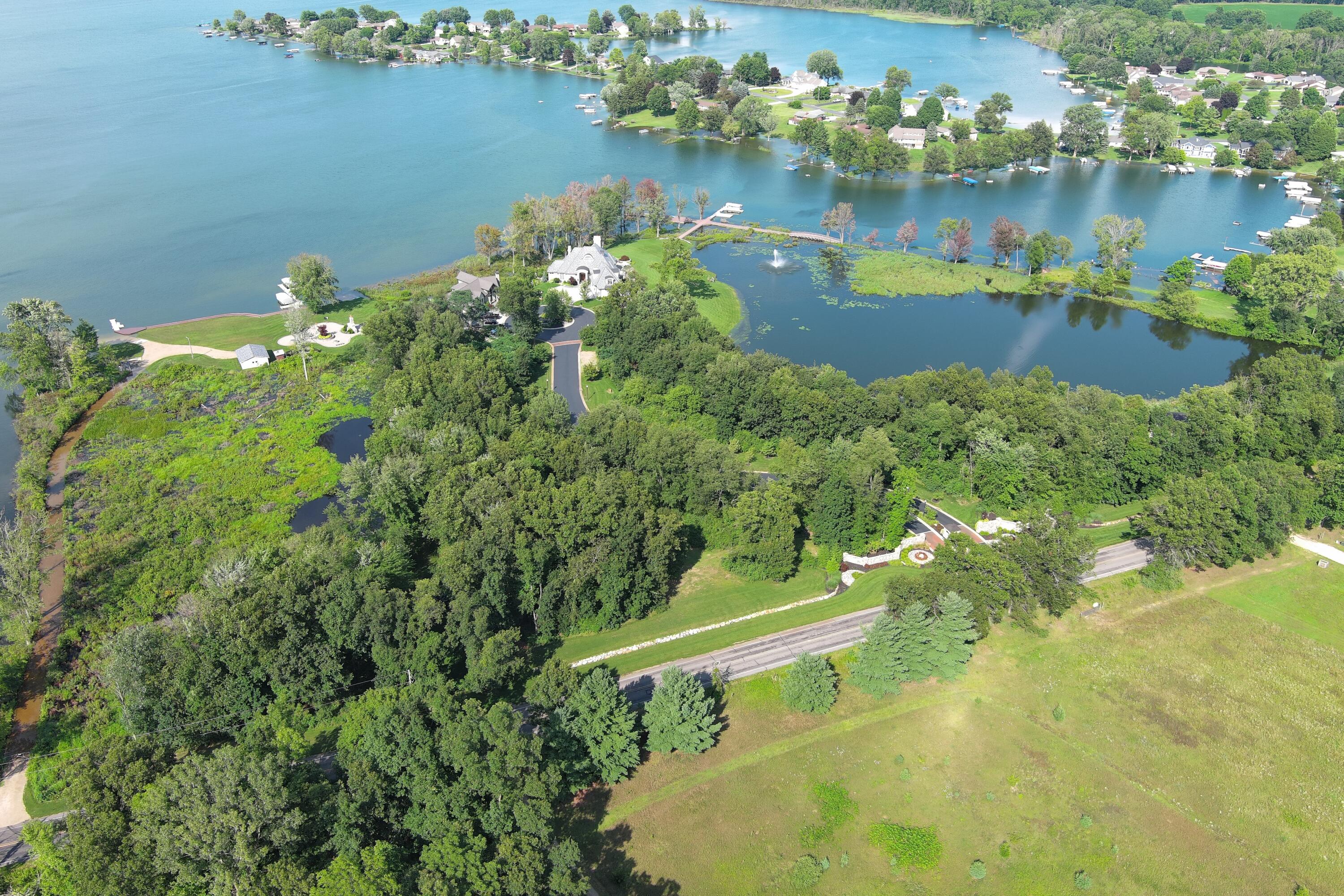 12301 Crowne Pointe Drive Property Photo 12