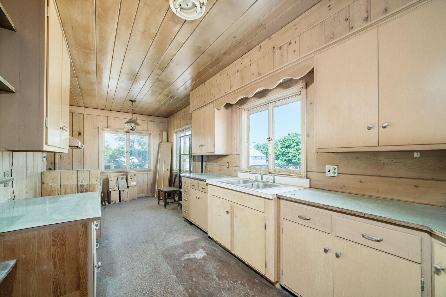 84 Cypress Street Property Photo 18