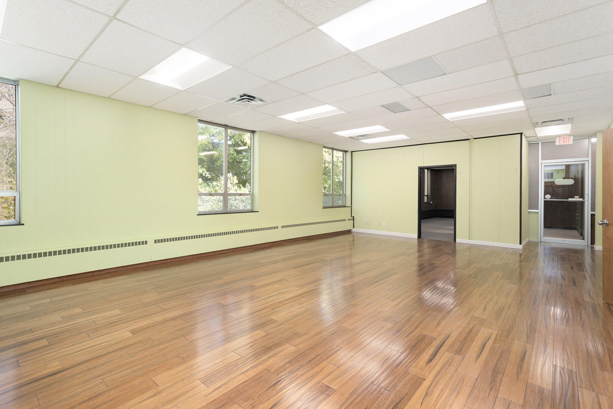 500 W Crosstown Parkway Parkway Property Photo 18