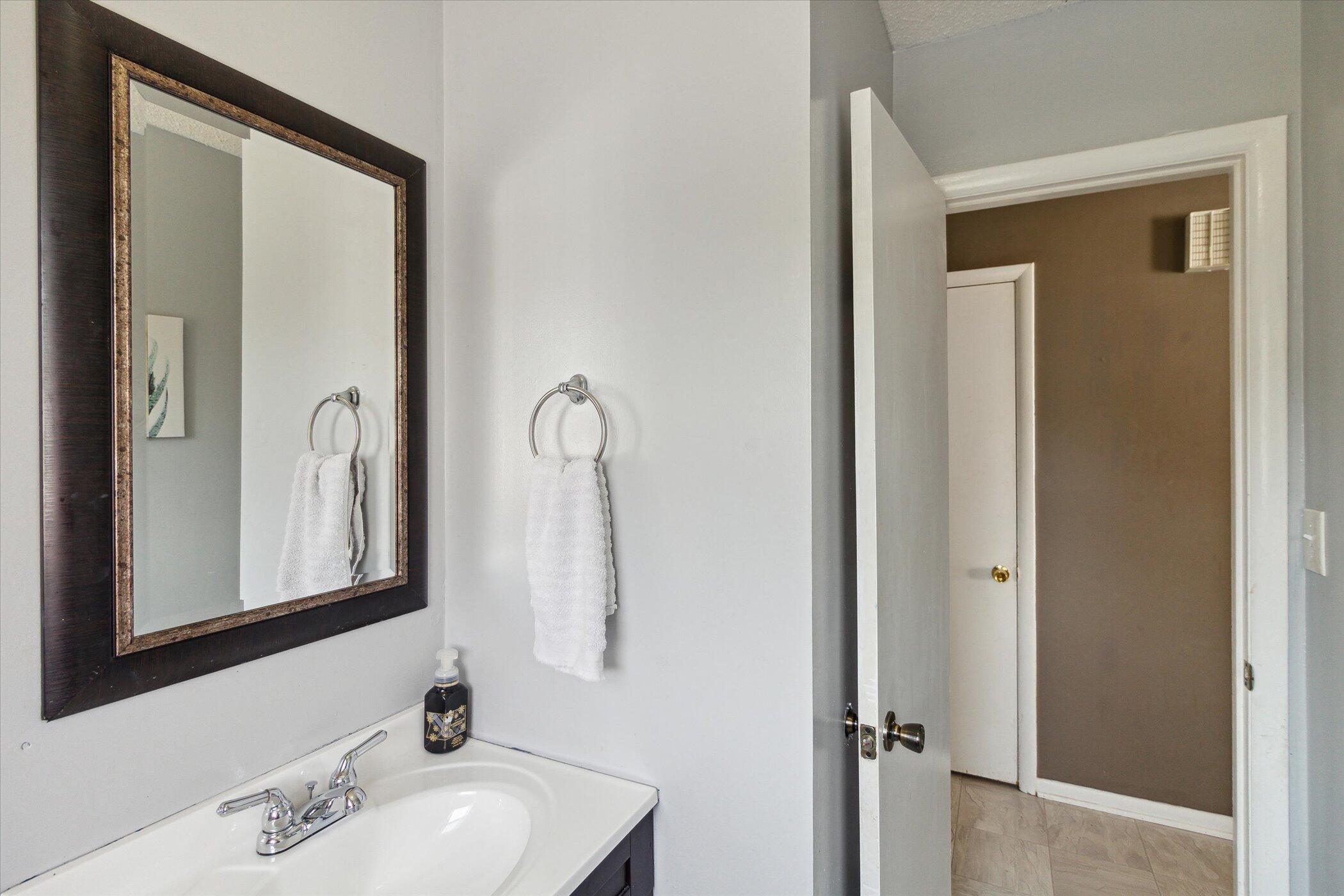 936 Iowa Street Property Photo 17