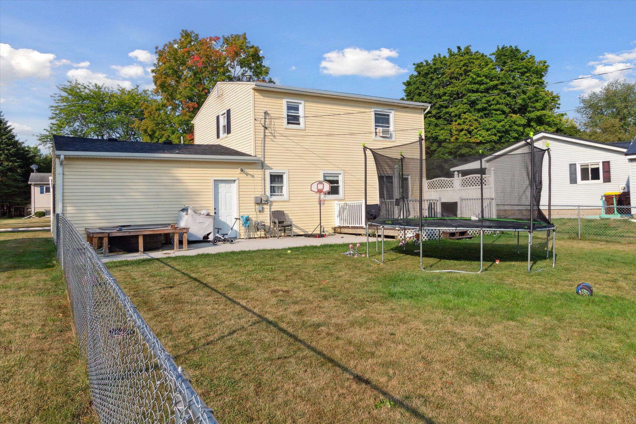 936 Iowa Street Property Photo 40
