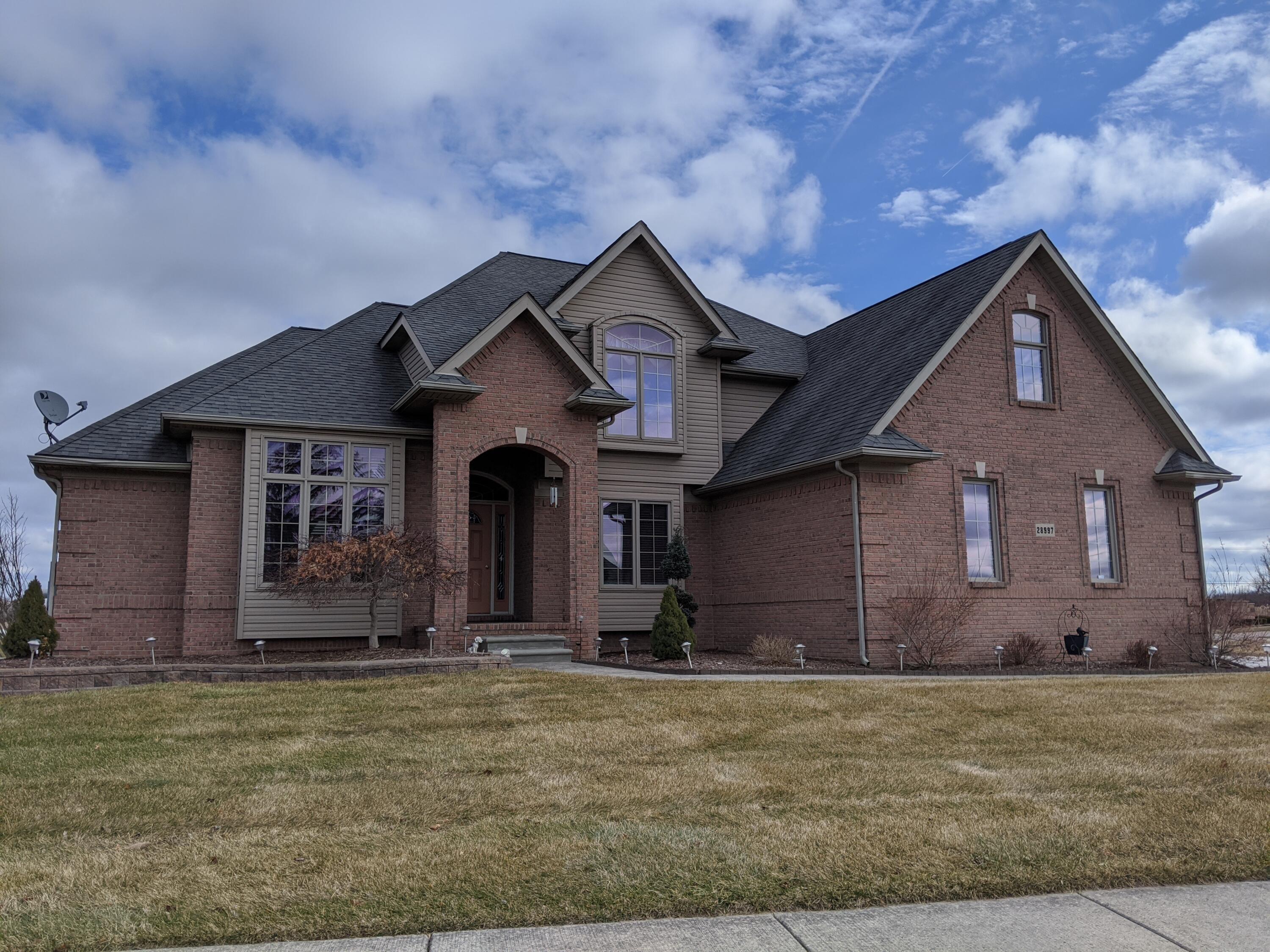 8502 Cobblestone Drive Property Photo 1