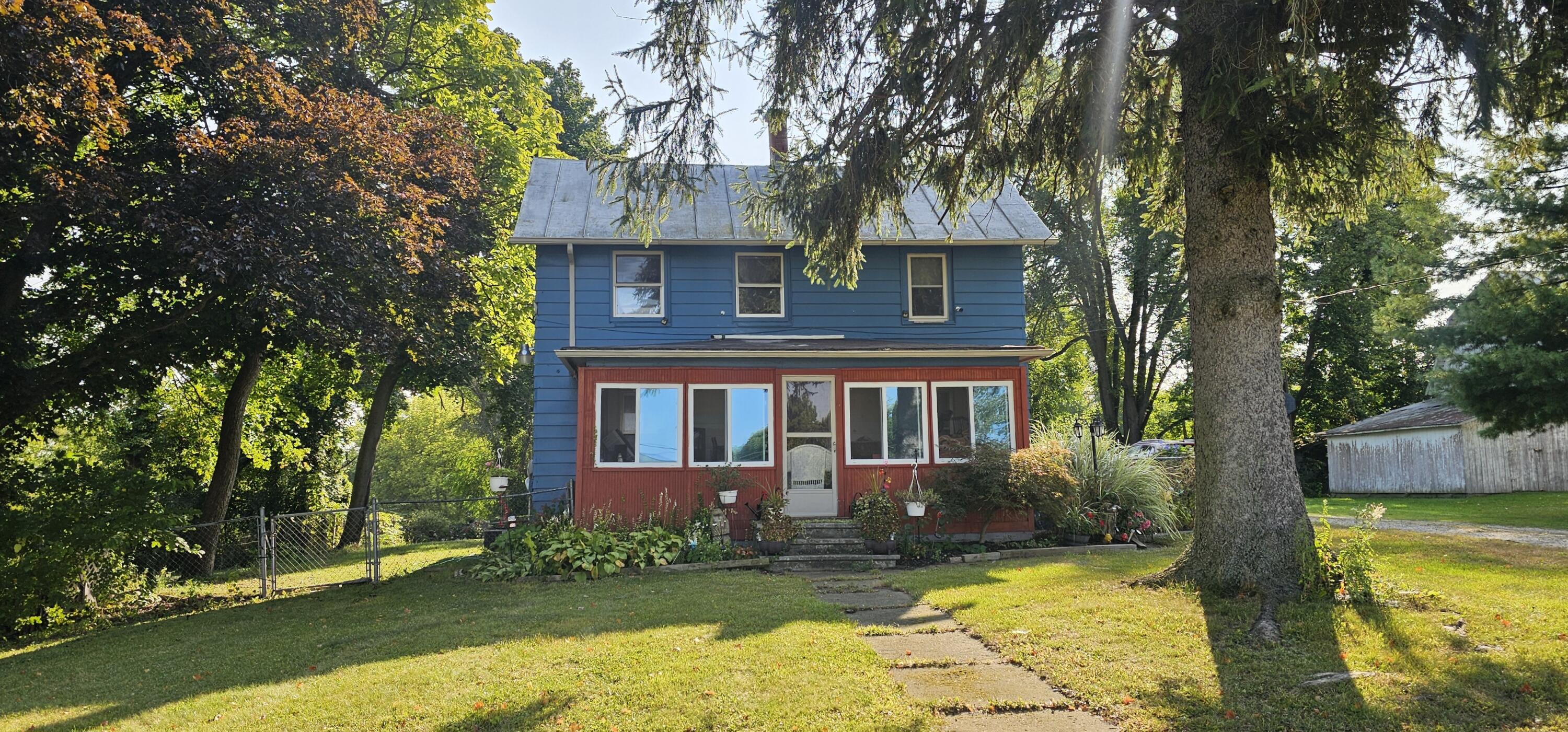321 S Main Street Property Photo