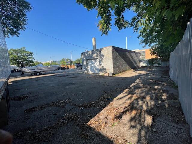 820 S Division Avenue Property Photo 10