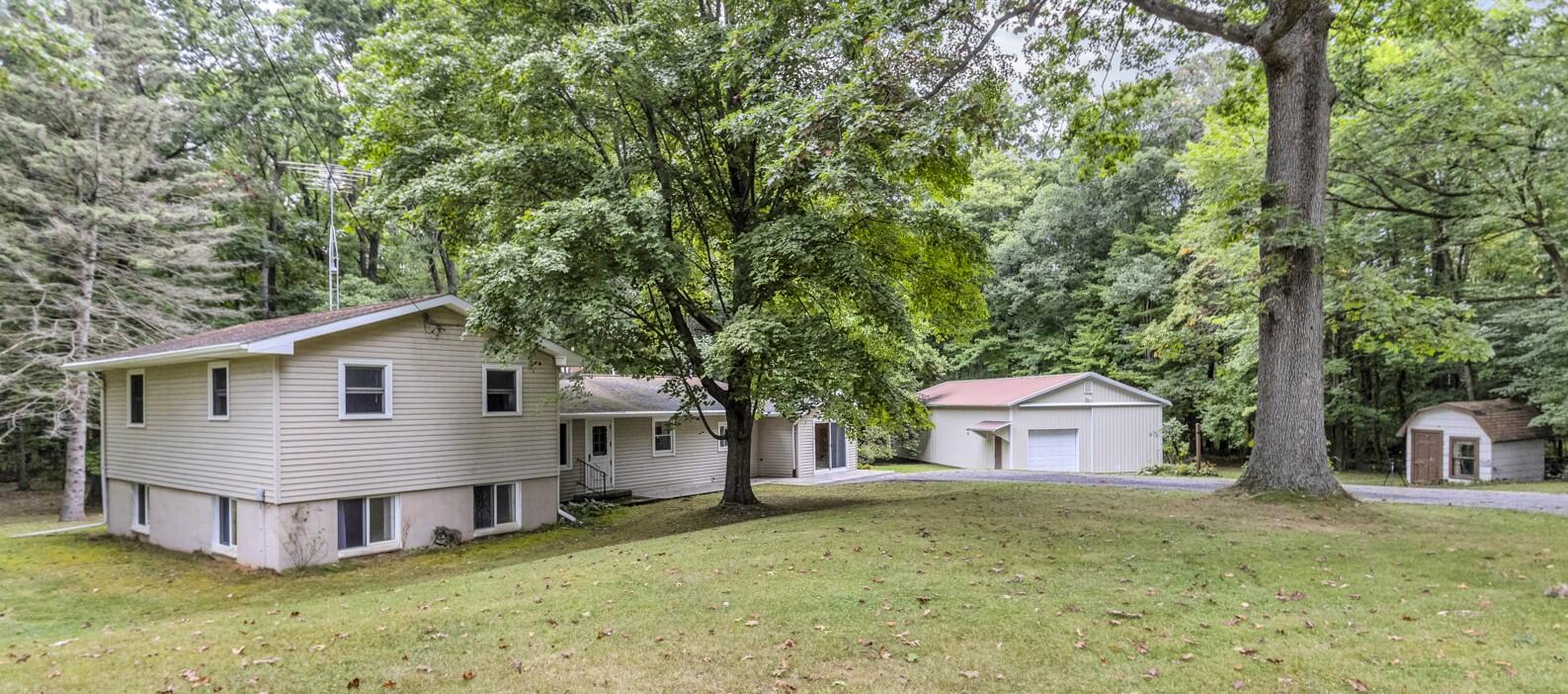 6510 Folks Road Property Photo 1