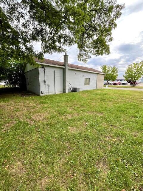118 W Maple Street Property Photo 11
