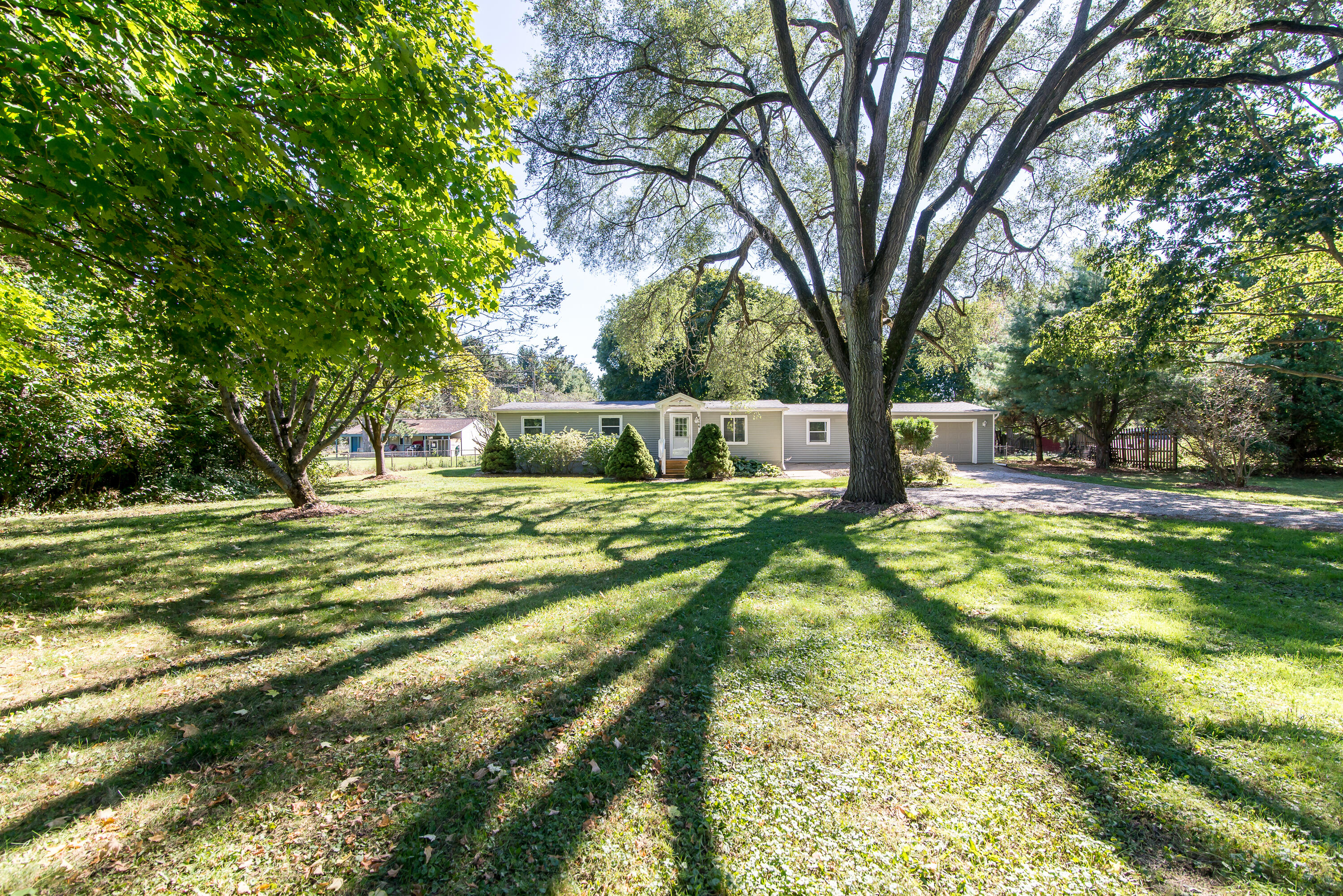 5146 Pontiac Trail Property Photo 4