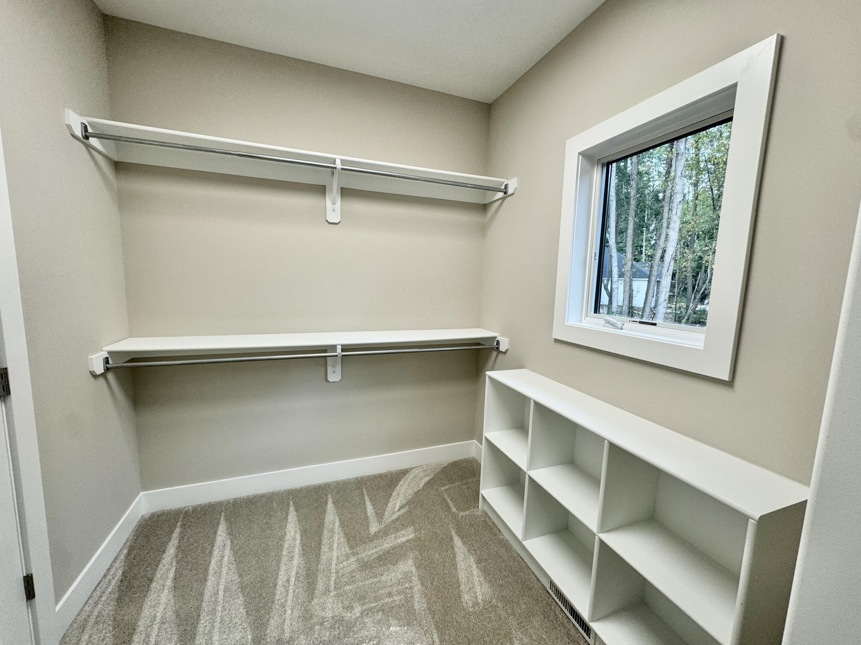 9004 Charter Oak Lane Property Photo 12