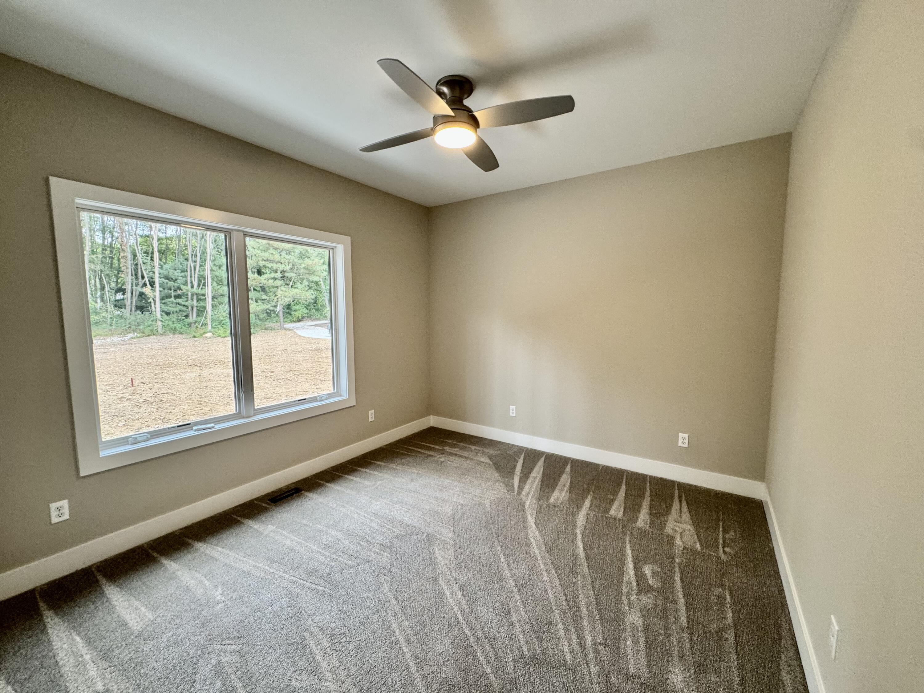 9004 Charter Oak Lane Property Photo 14
