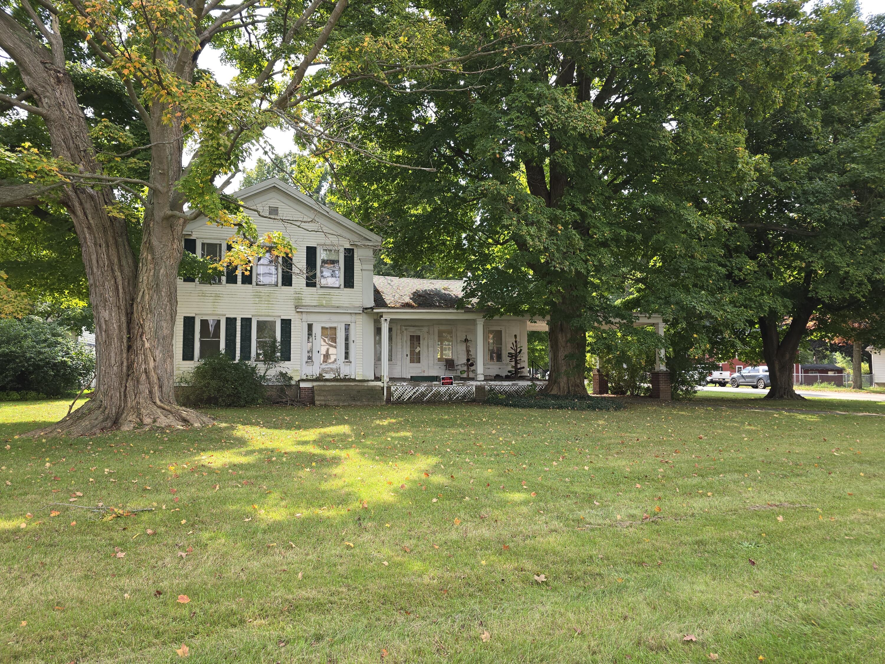 103 S Railroad Street Property Photo