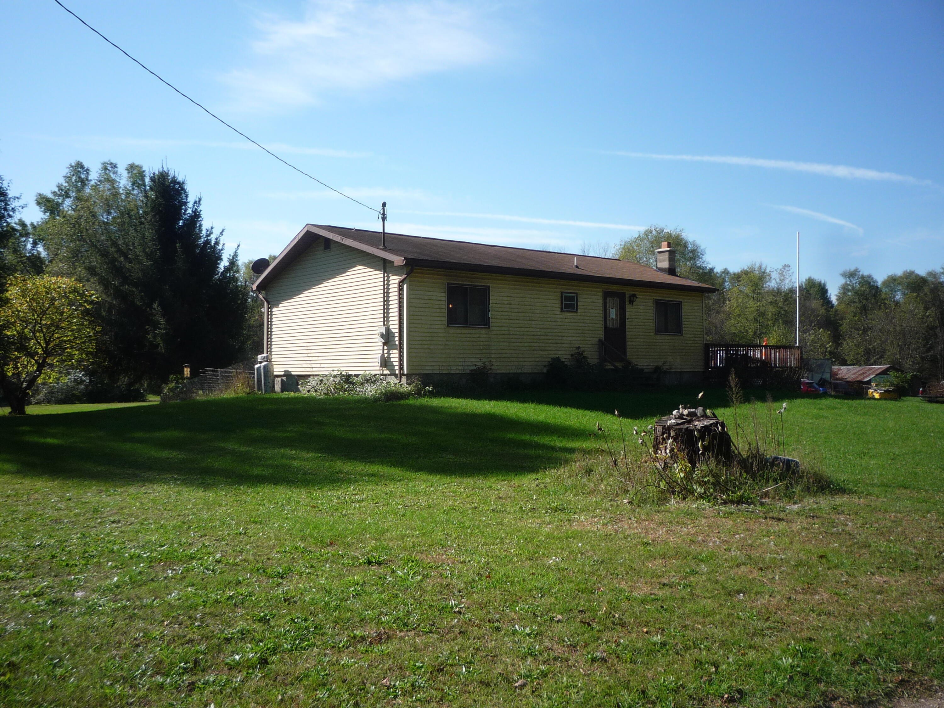 3311 8 1/2 Mile Road Property Photo