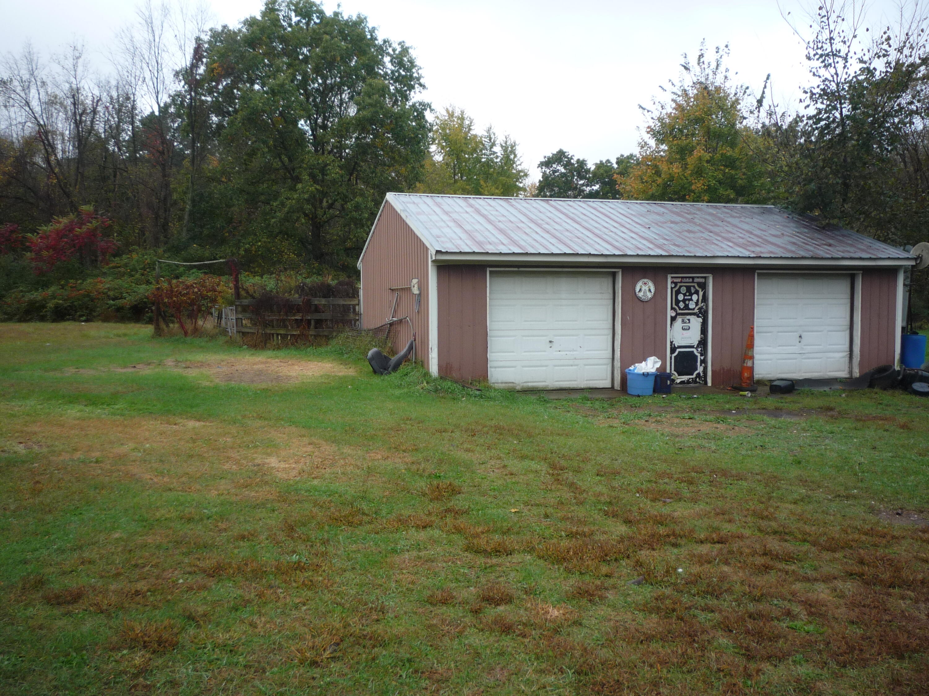 3311 8 1/2 Mile Road Property Photo 24