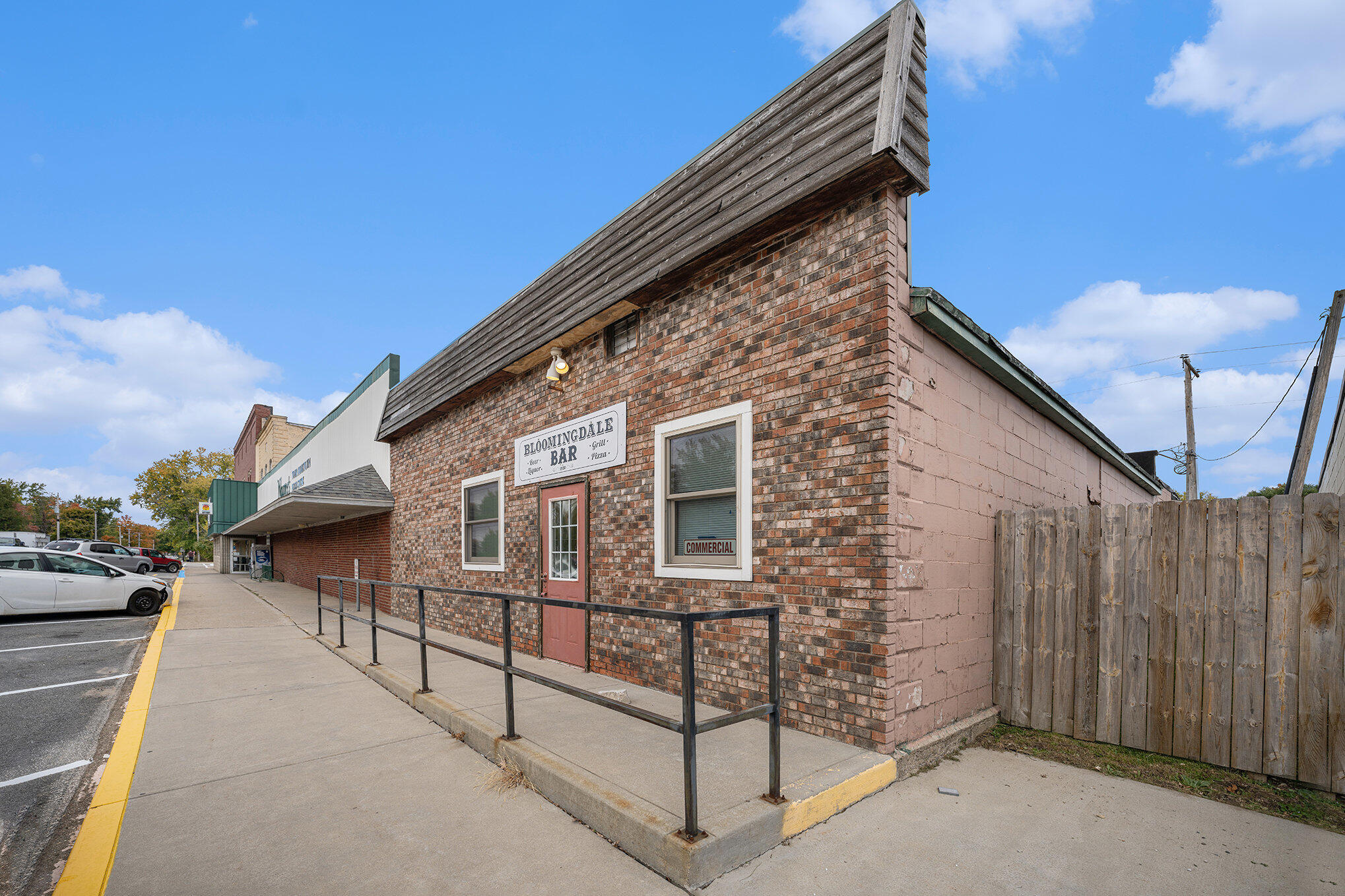 105 N Van Buren Street Property Photo 3