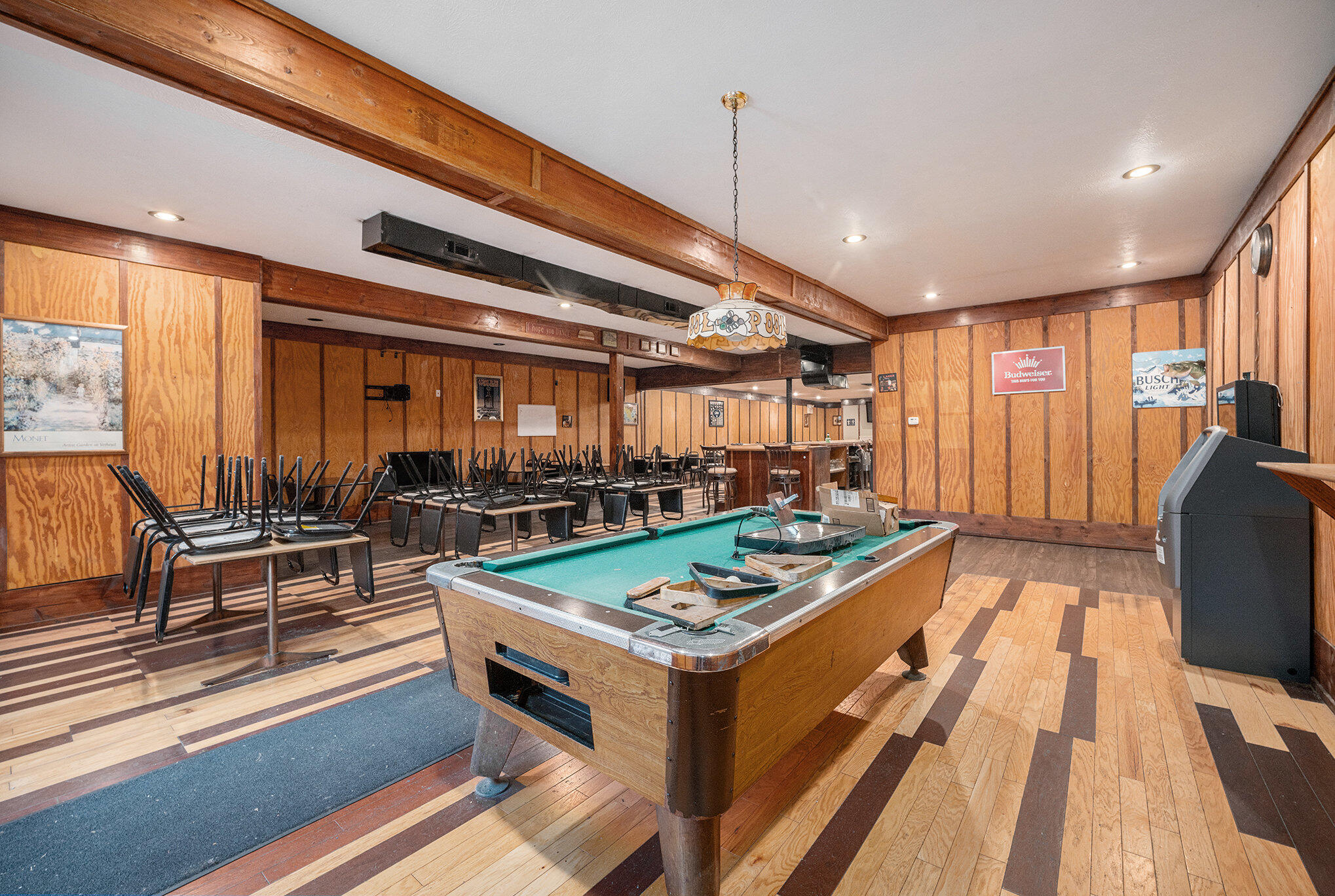 105 N Van Buren Street Property Photo 10