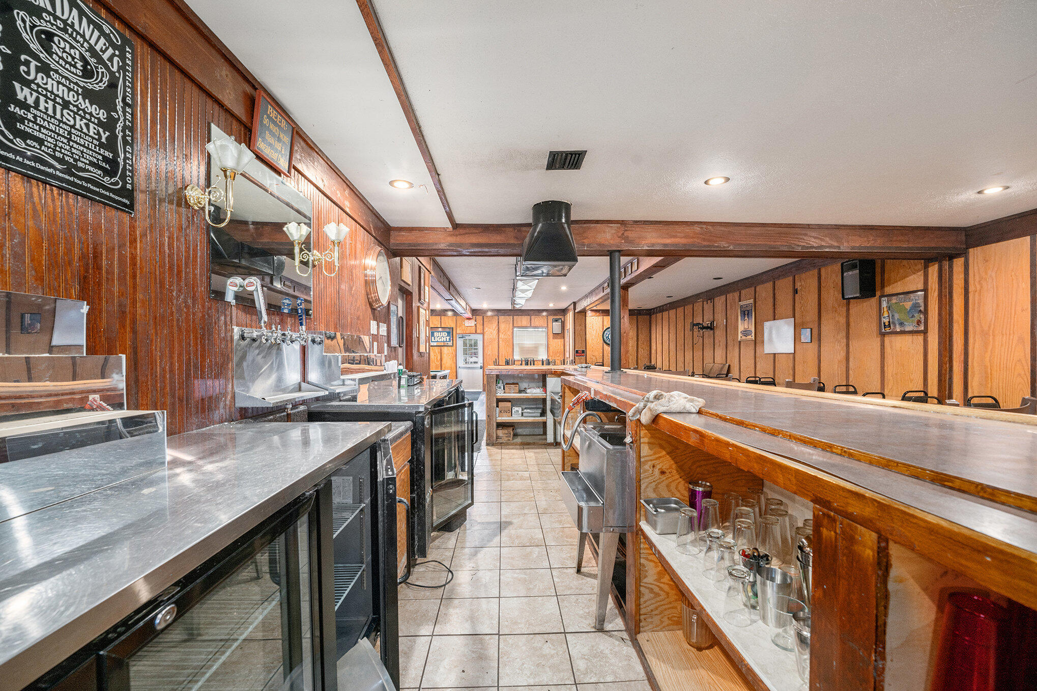 105 N Van Buren Street Property Photo 15