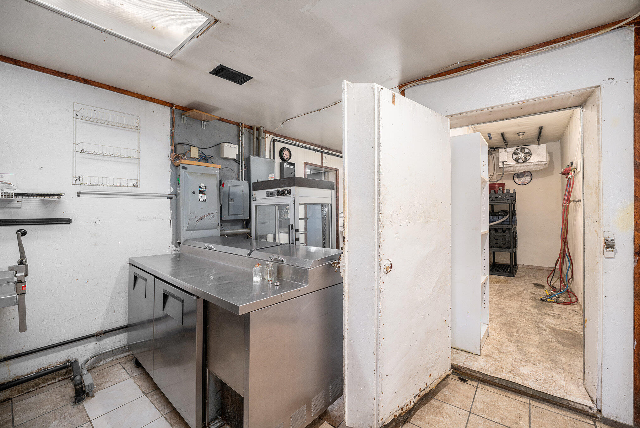 105 N Van Buren Street Property Photo 17