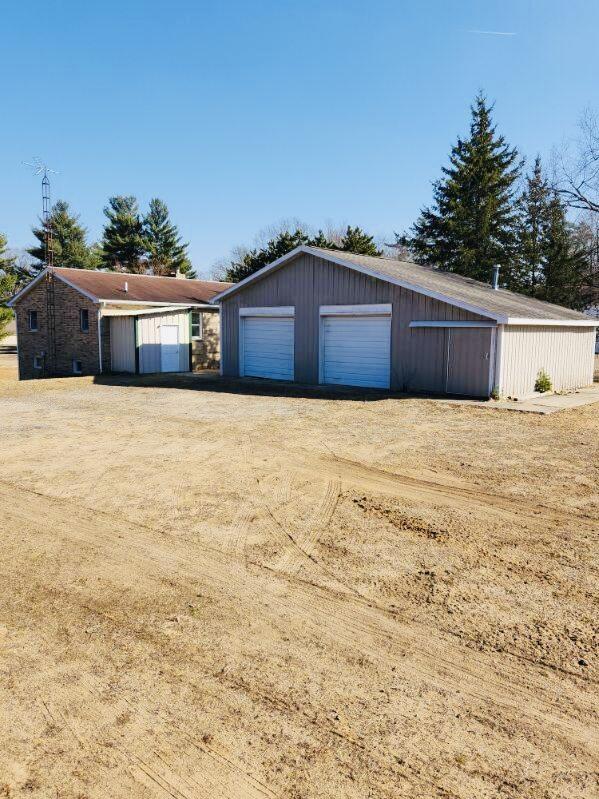 9245 Northland Drive Property Photo 16