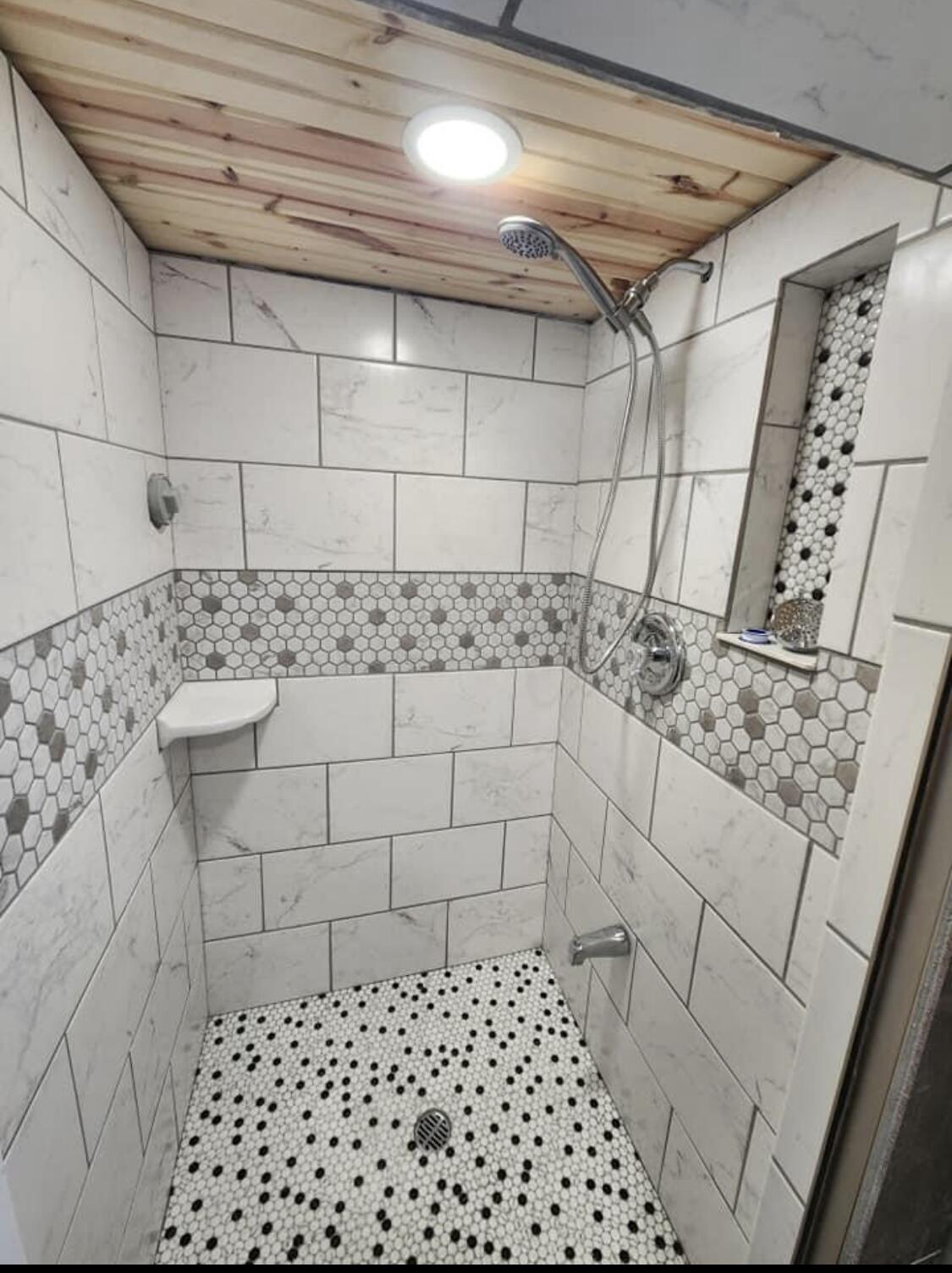 9245 Northland Drive Property Photo 26