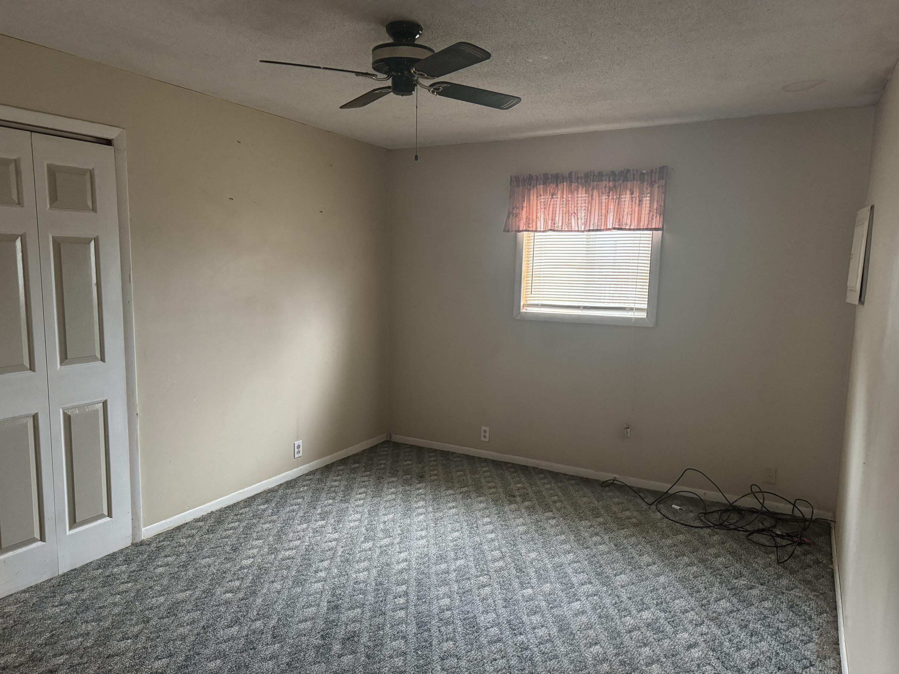382 W Russell Drive Property Photo 14