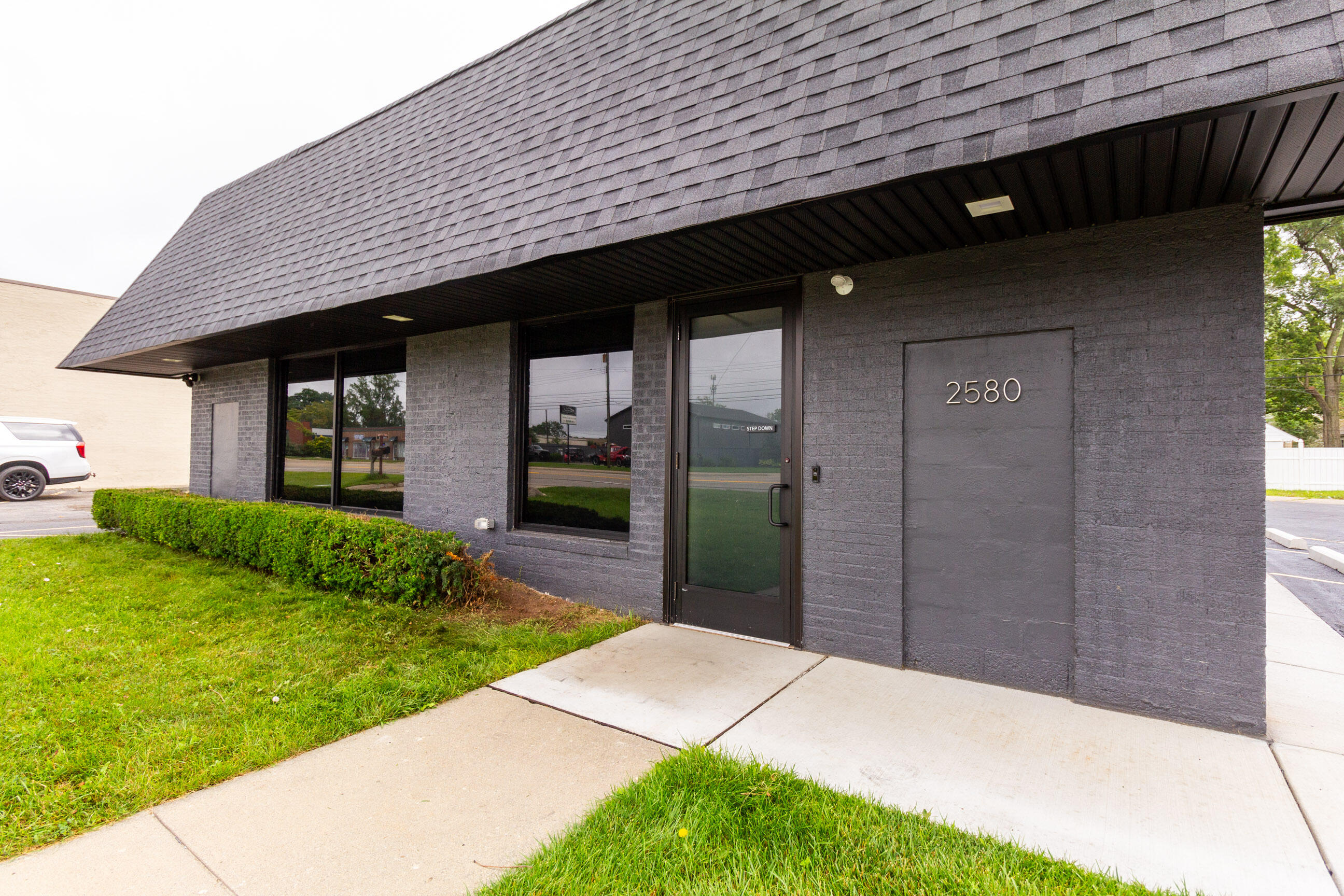 2580 Dixie Highway Property Photo 1